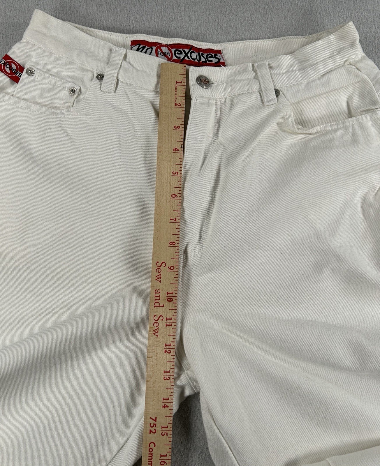 Vintage 90s No Excuses Tough White Denim High Rise Mom Jeans Size 16/17