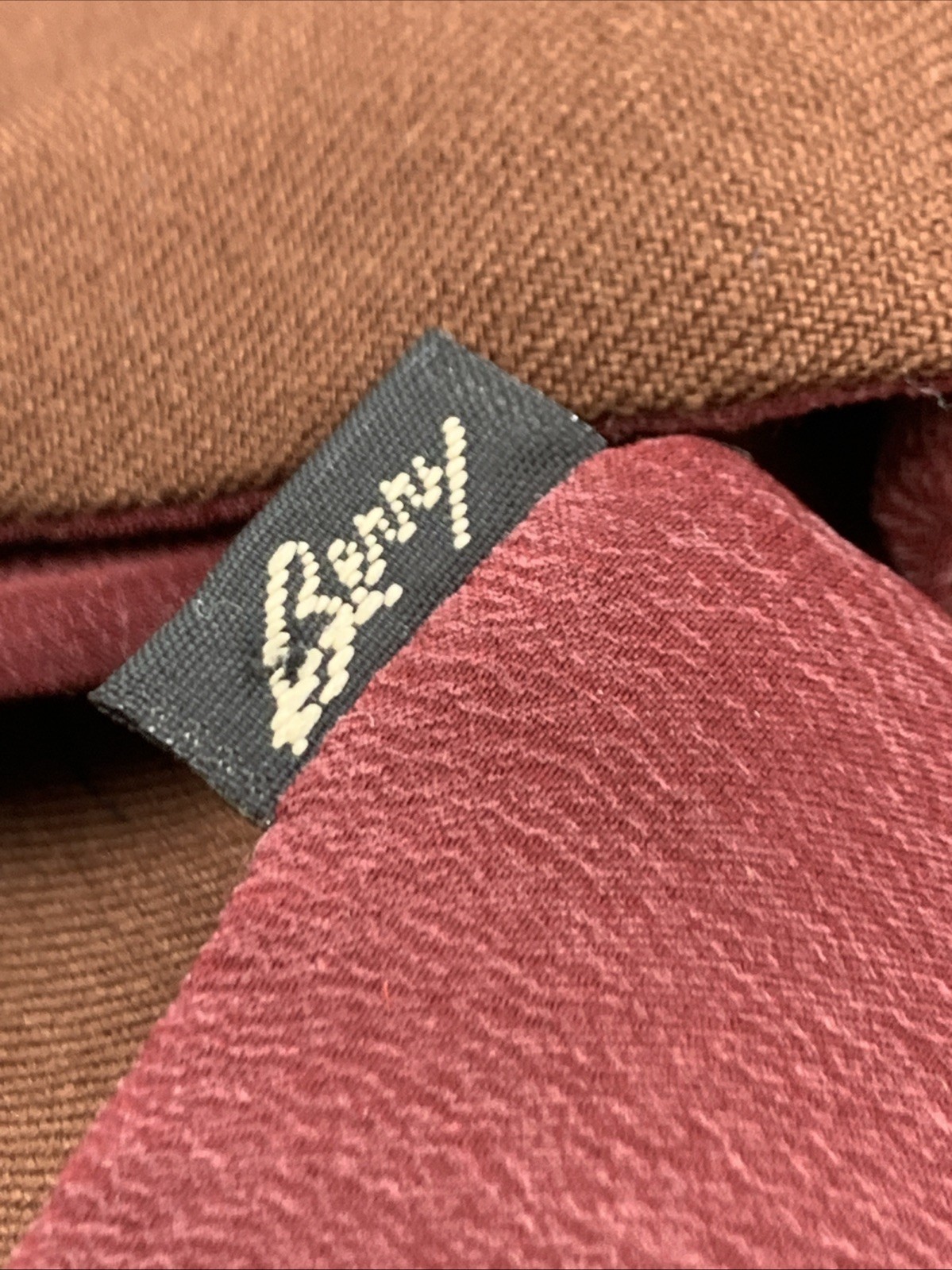 Burgundy Leaf Design Shawl Brown Blue Tan Gray Black Green 26 1/2″x91”Reversible