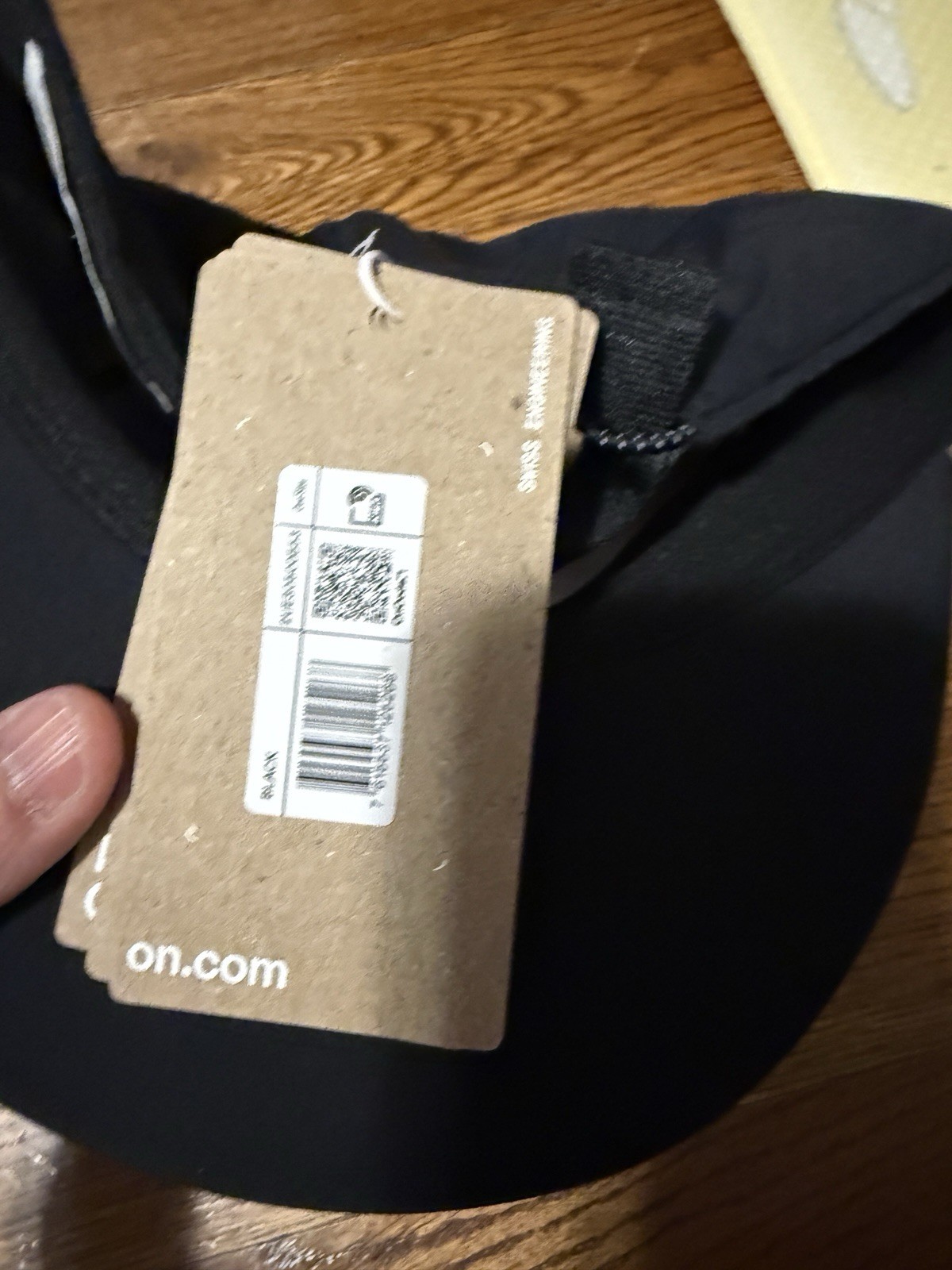 On Cloud Running Performance Panel Cap Lightweight Hat One Size $60 Black