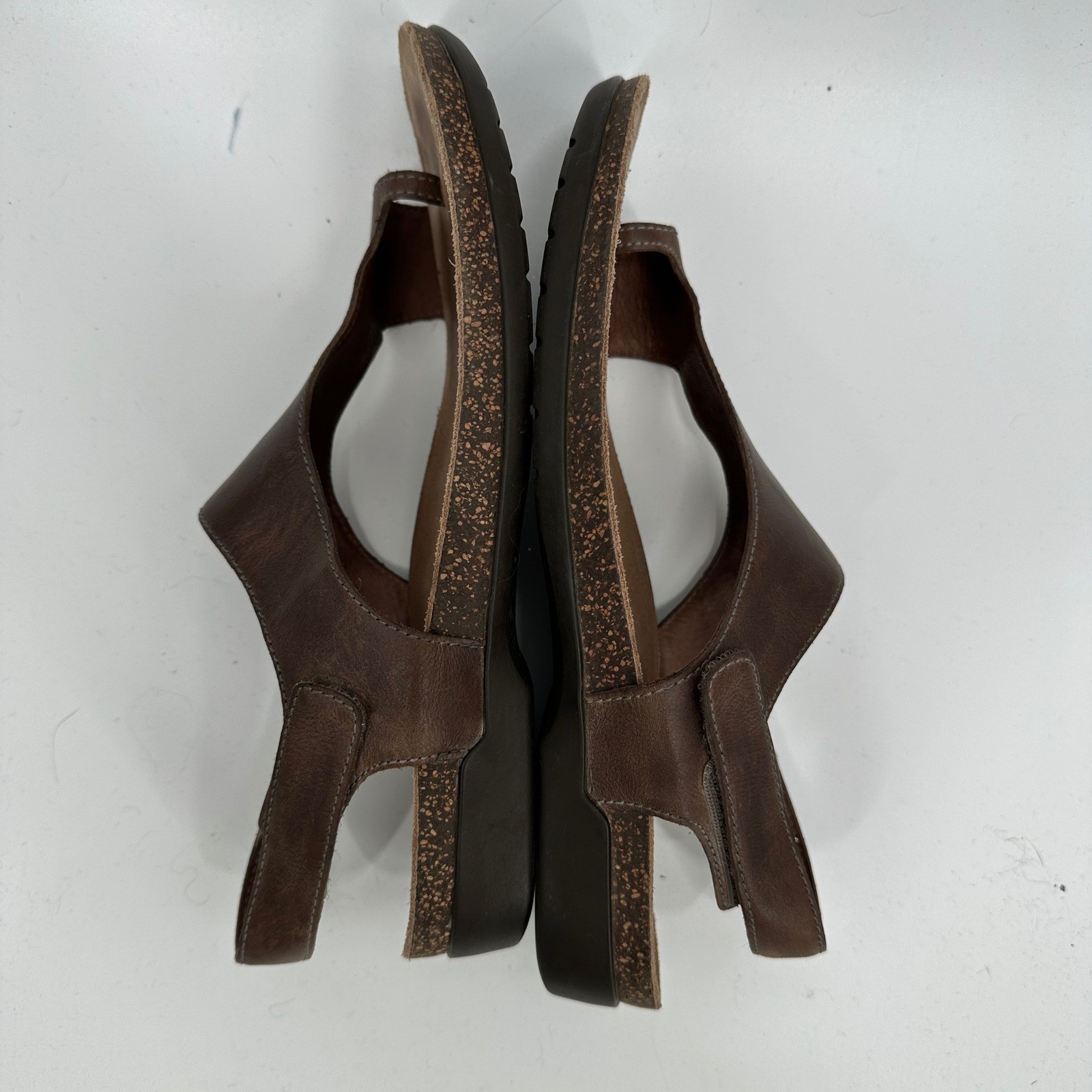 Dansko Reece Brown Leather Toe Loop Sandals Women’s Size 9.5-10 M 40 Hook Loop