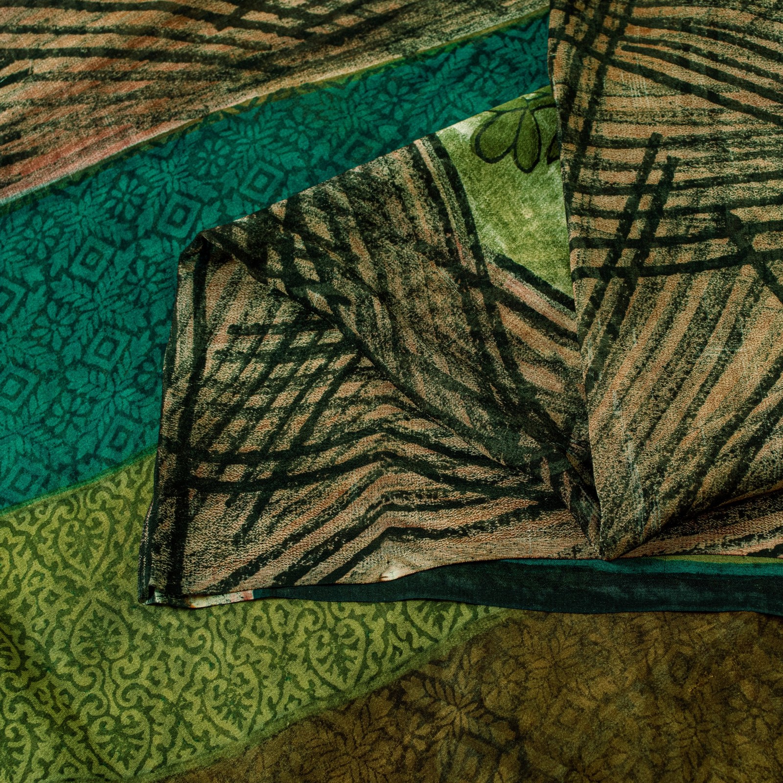Sanskriti Vintage Pure Georgette Silk Sarees Abstract Printed Sari 5+Yd Fabric