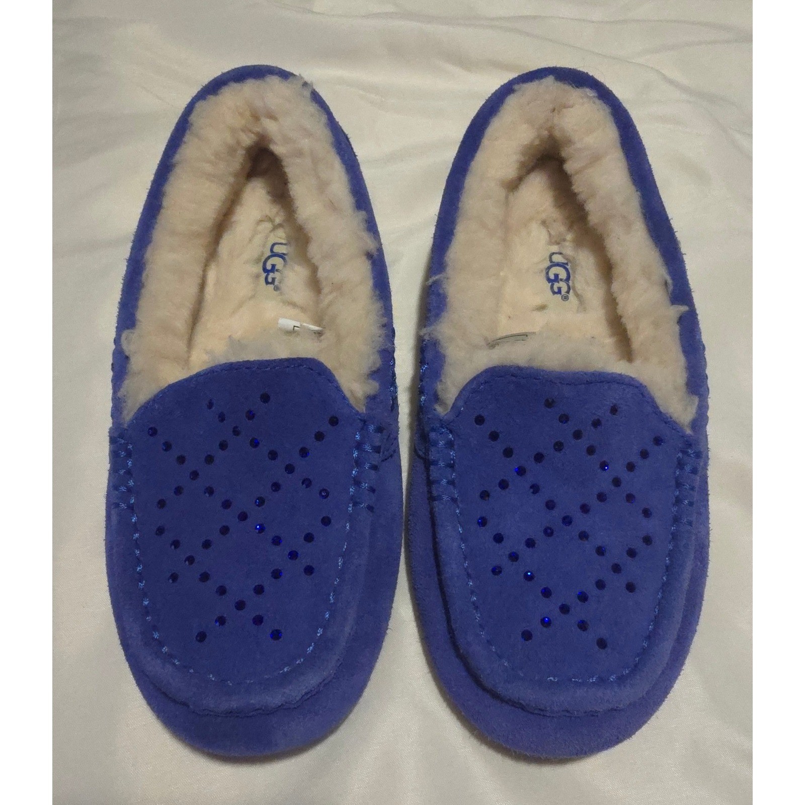 UGG Ansley Electric Blue Suede Rhinestone Perforated Slippers Women’s 5 NWOT