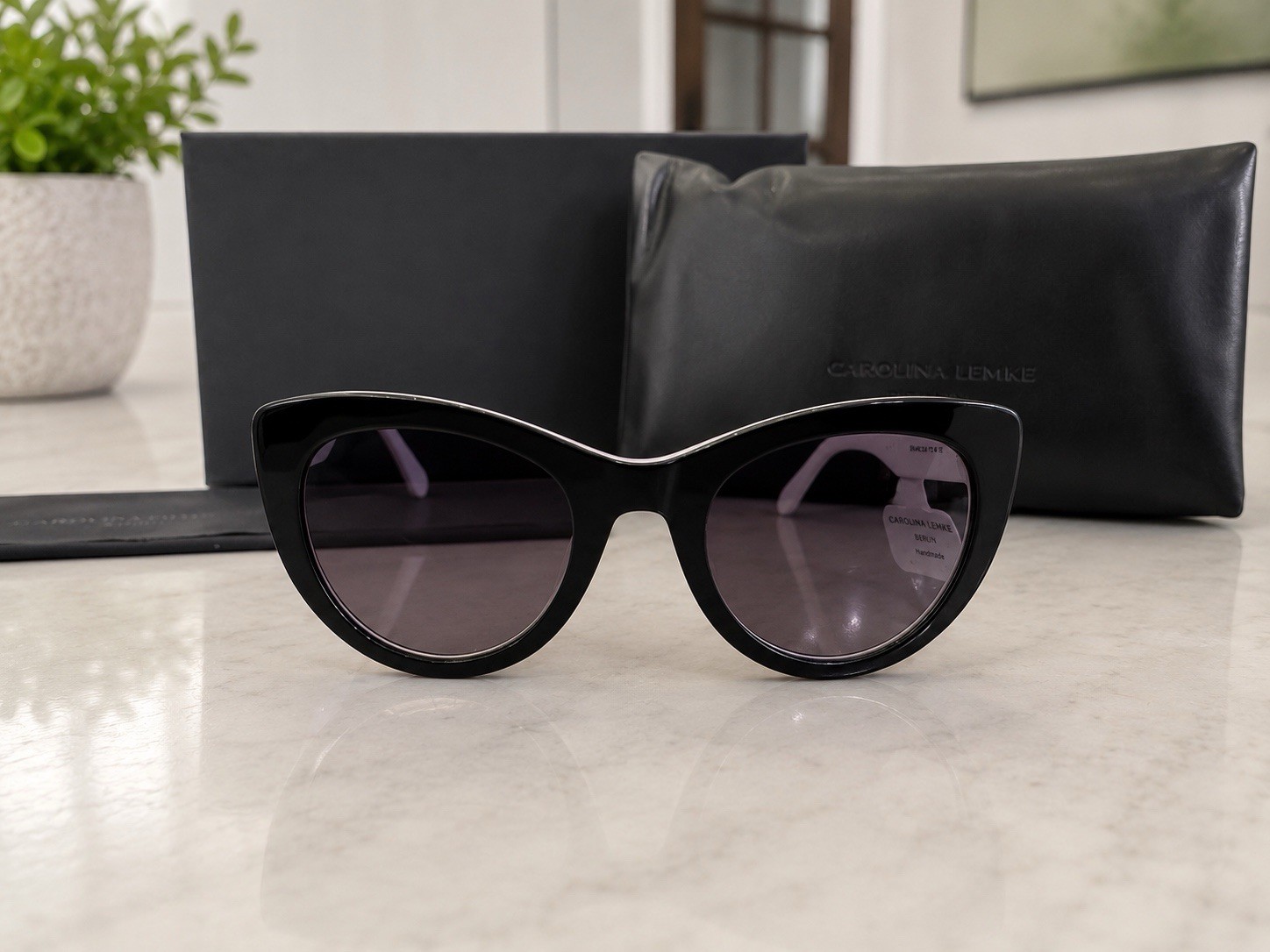 Carolina Lemke Berlin Aura Cat-Eye Sunglasses – Black & White
