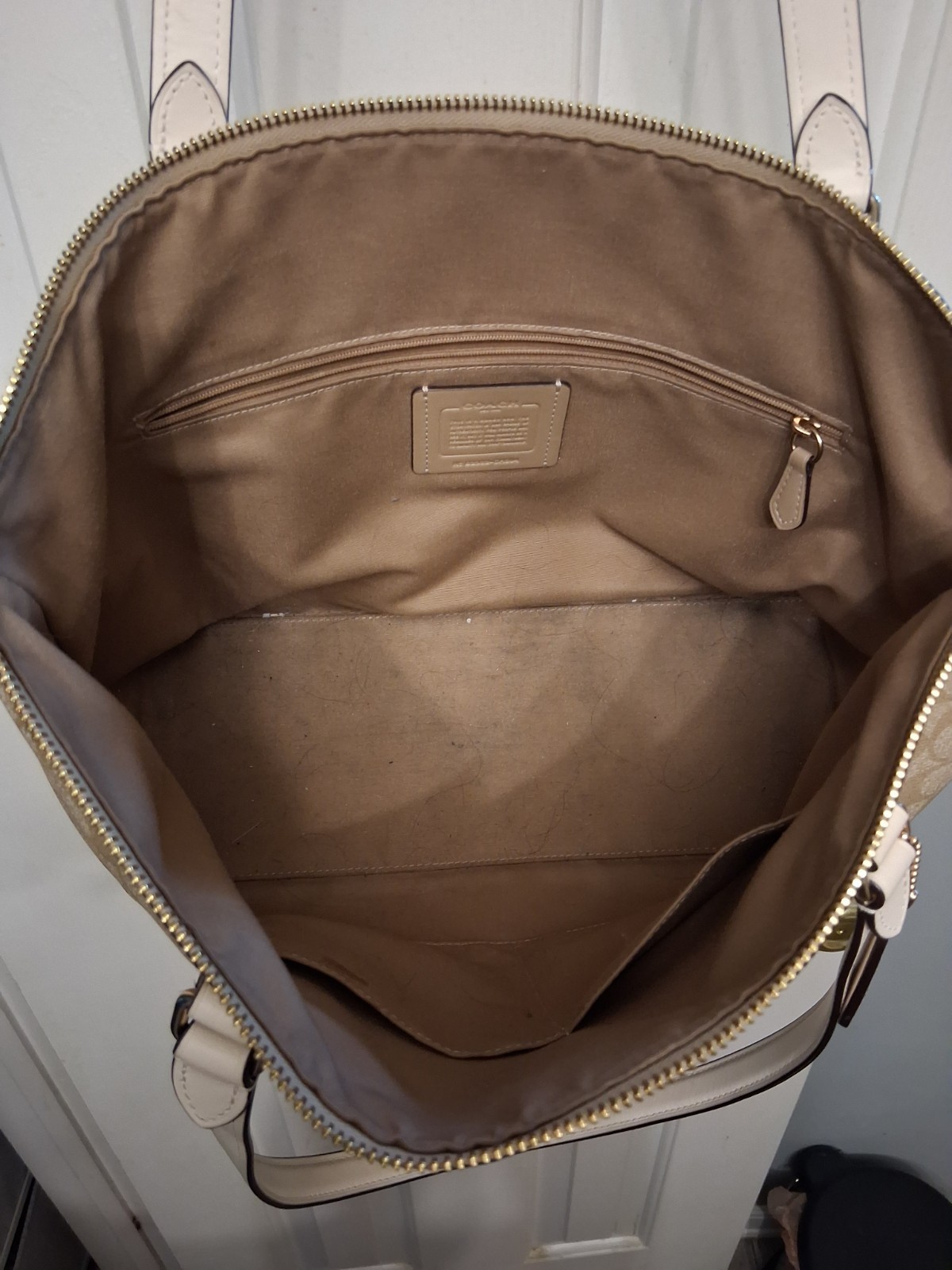 Coach CH504 Cream, Tan Canvas and Leather Signature Gallery Tote Bag Purse