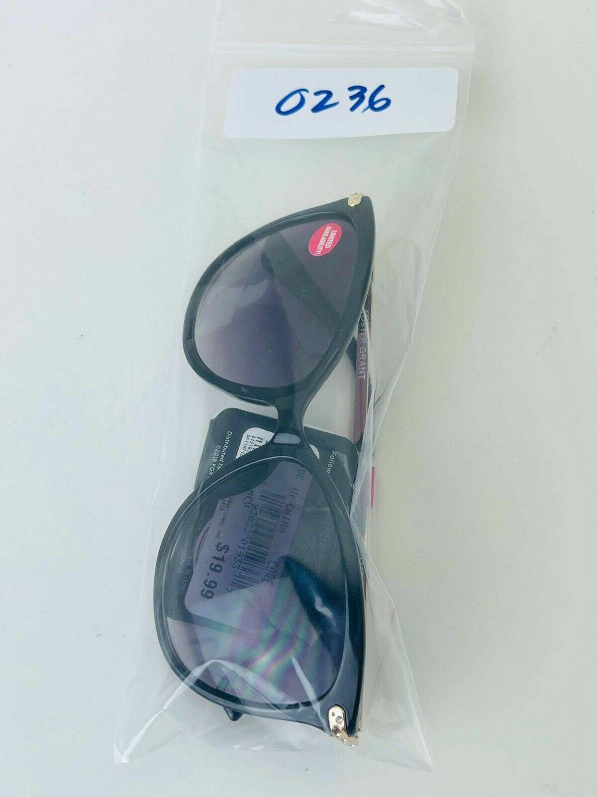 Foster Grant Maxblock 100% UVA / UVB Protection Black Gold Sunglasses For Women