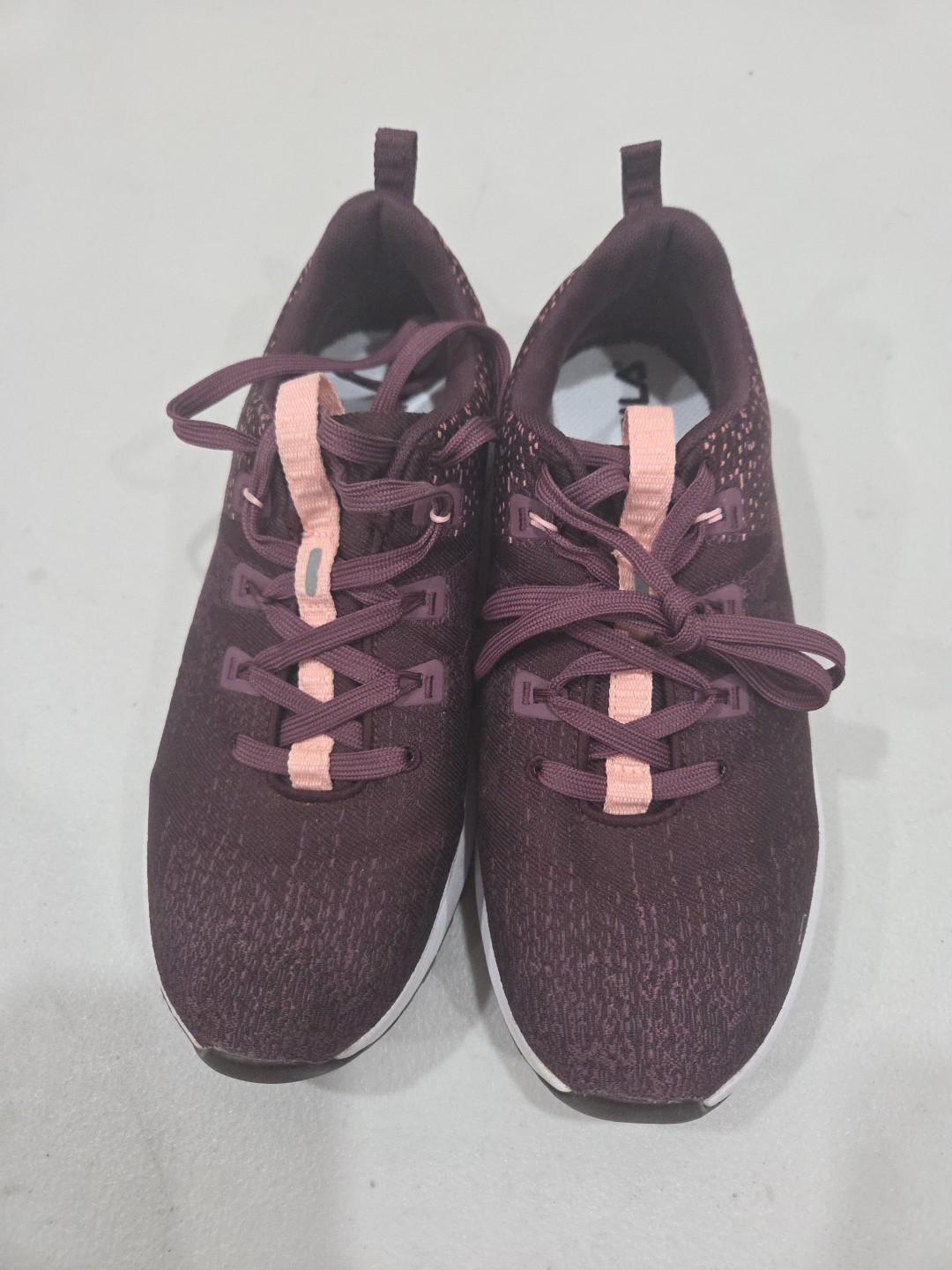 Shoes For Crews Easy Clean Technology Maroon Sneakers Woman Size 9