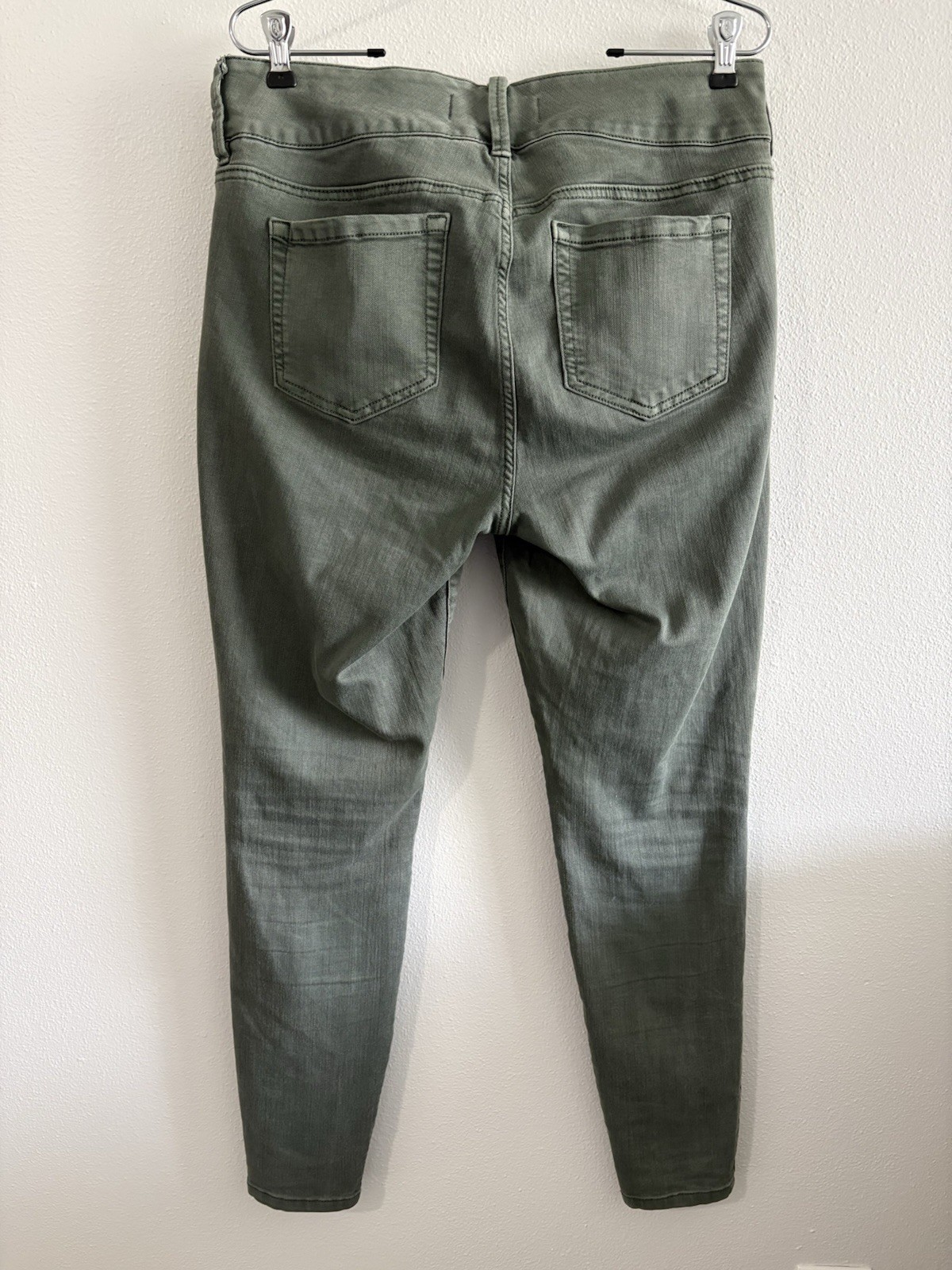 Torrid First at Fit Multi Zip High Rise Skinny Jeggings Olive Green 12R