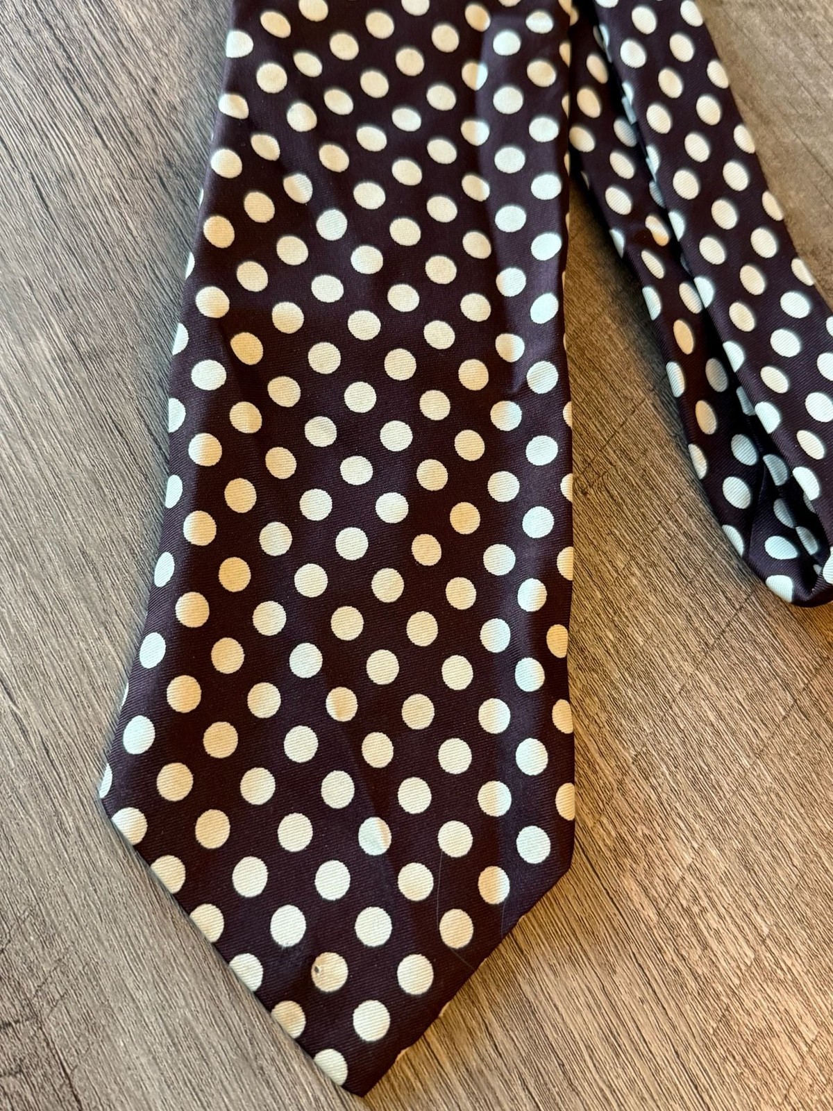 Hathaway Brown and White Polka Dot Necktie
