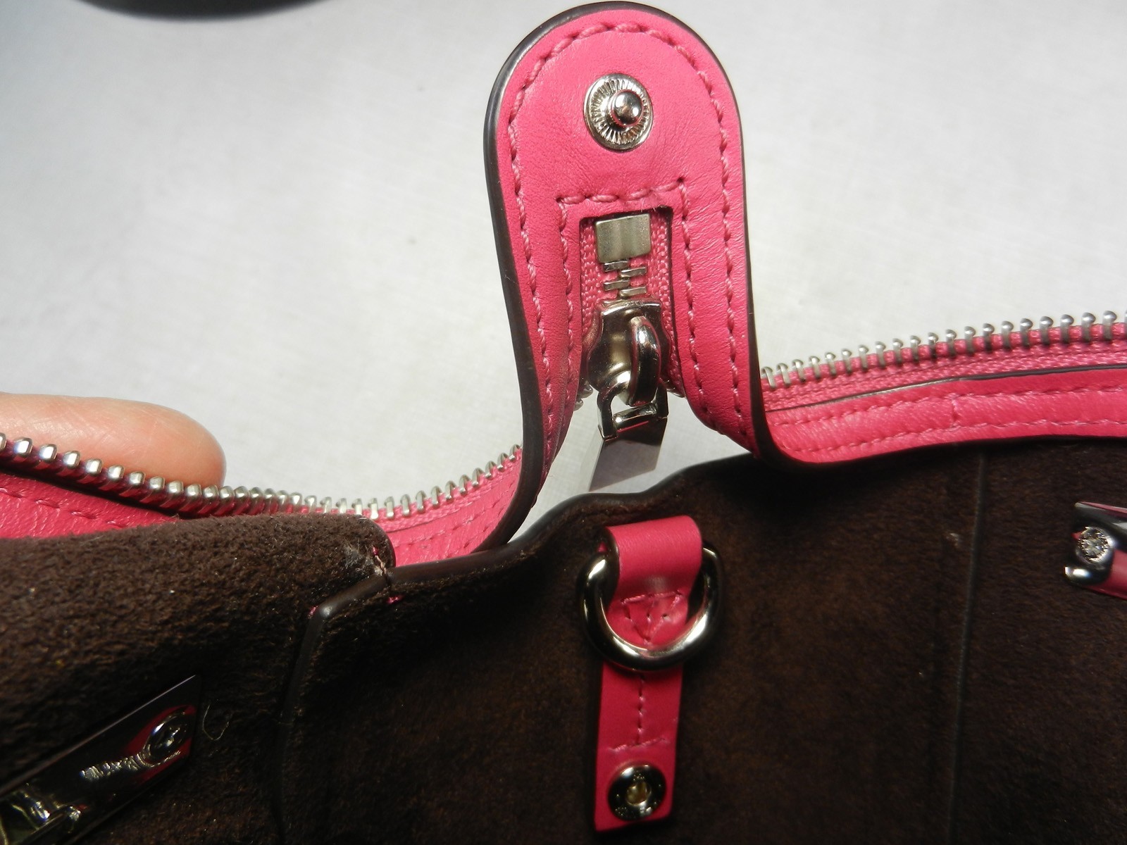 MICHAEL KORS Nolita Ultra Pink Smooth Leather Mini Crossbody Messenger Bag NWOT