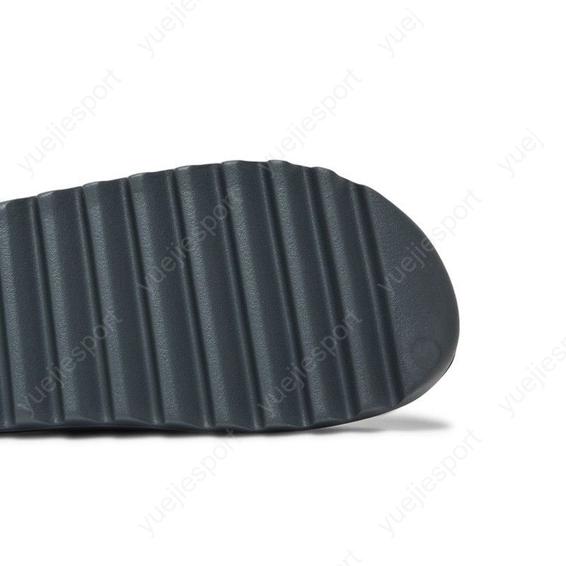 adidas Yeezy Slides Slate Grey ID2350