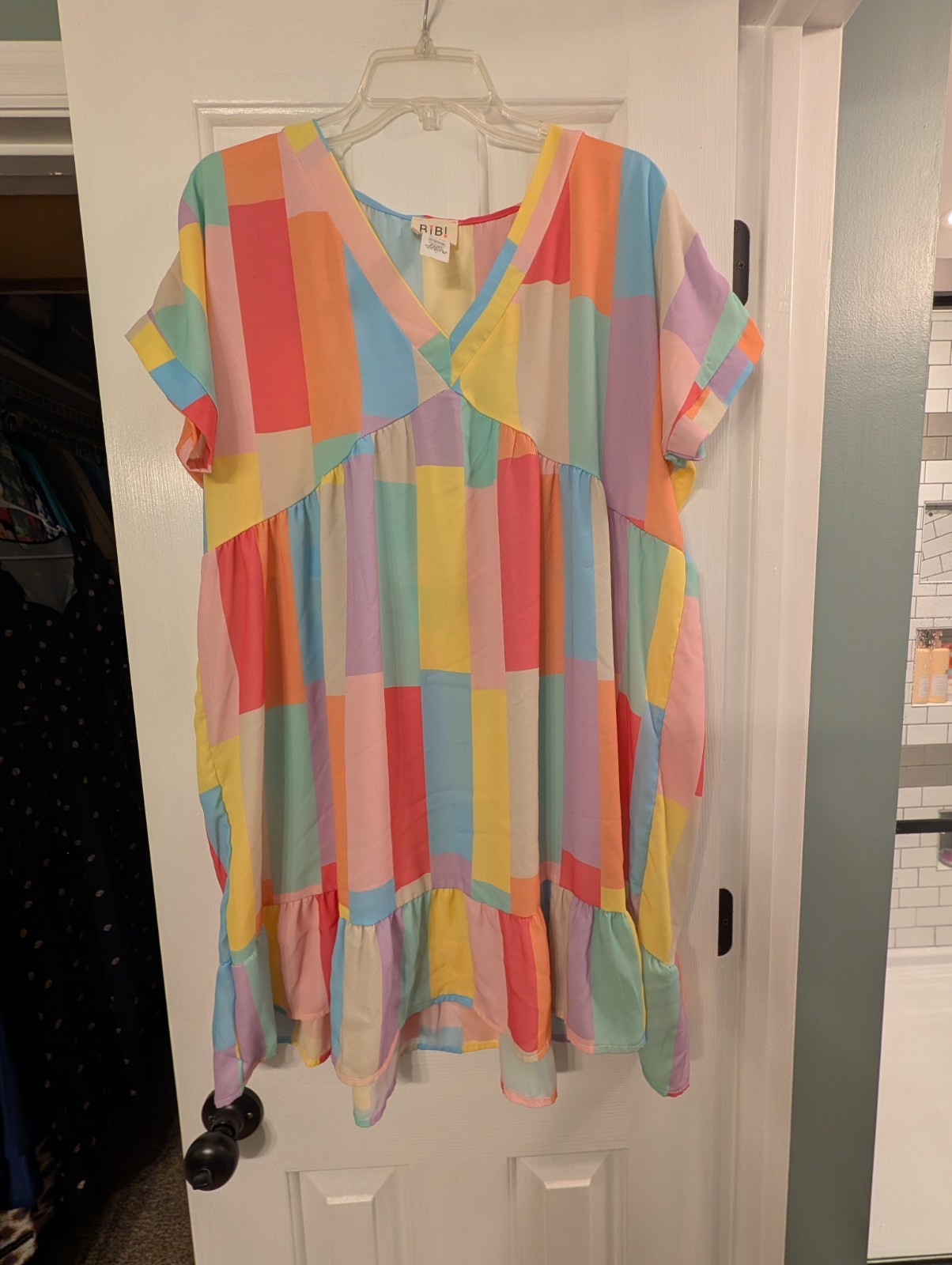 BIBI Women’s Large Multicolor Colorblock V-Neck Short Sleeve Dress Ruffle
