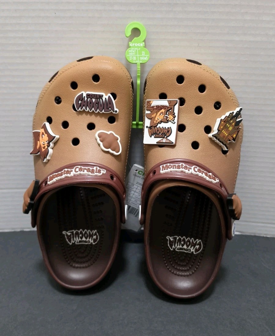 Crocs X Count Chocula Classic Clog M5/W7 General Mills Monster Cereal ~ NWT