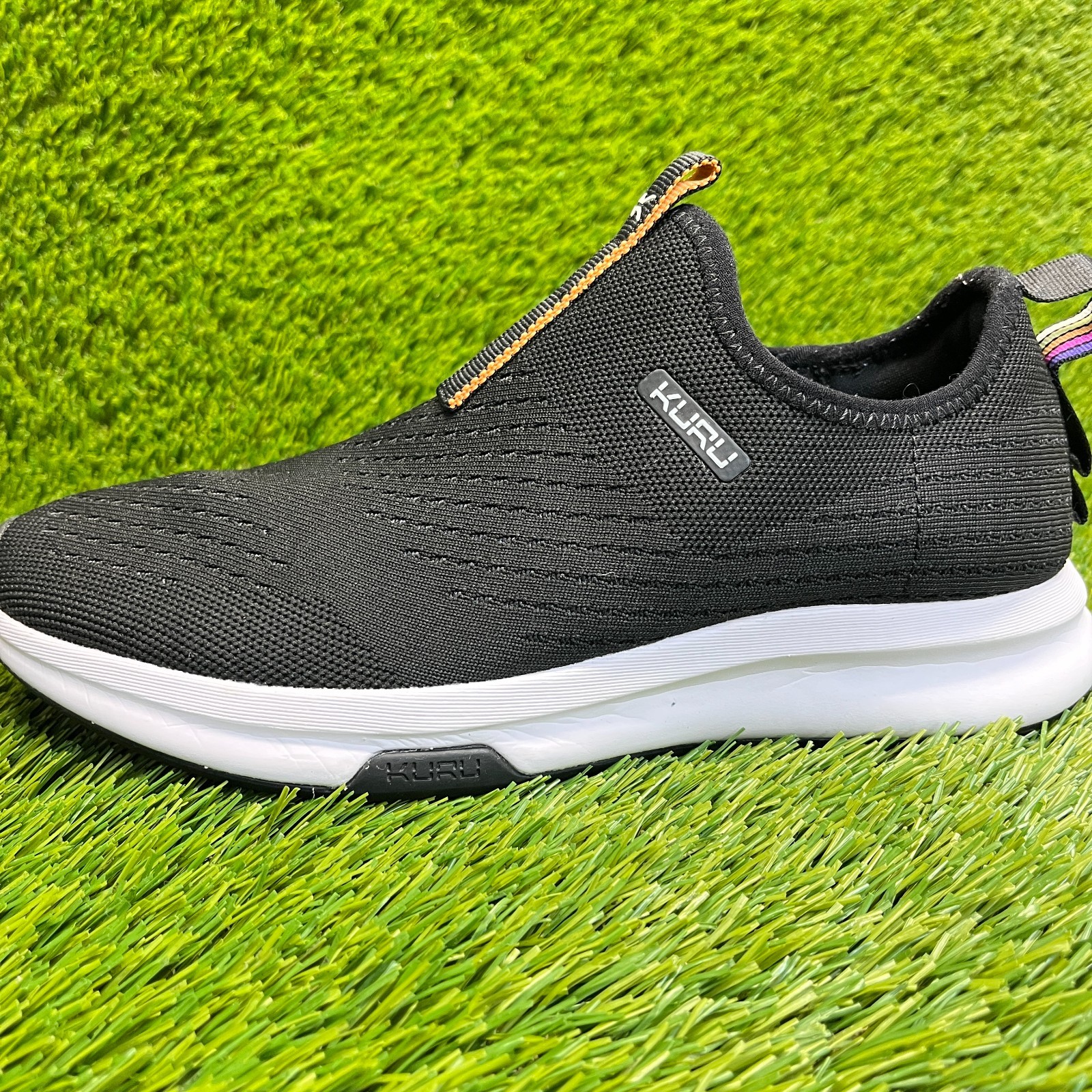 Kuru Atom Womens Size 9.5 Black White Athletic Walking Slip On Shoes Sneakers