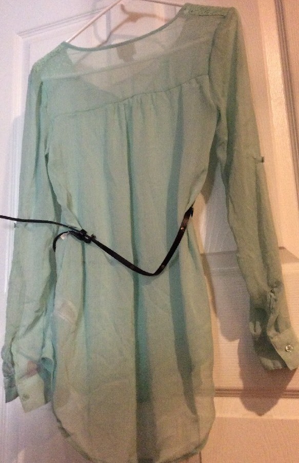 NWT Womens Green Small Shirt Top Blouse Career Sheer Belt Lace Button Up Sleeves