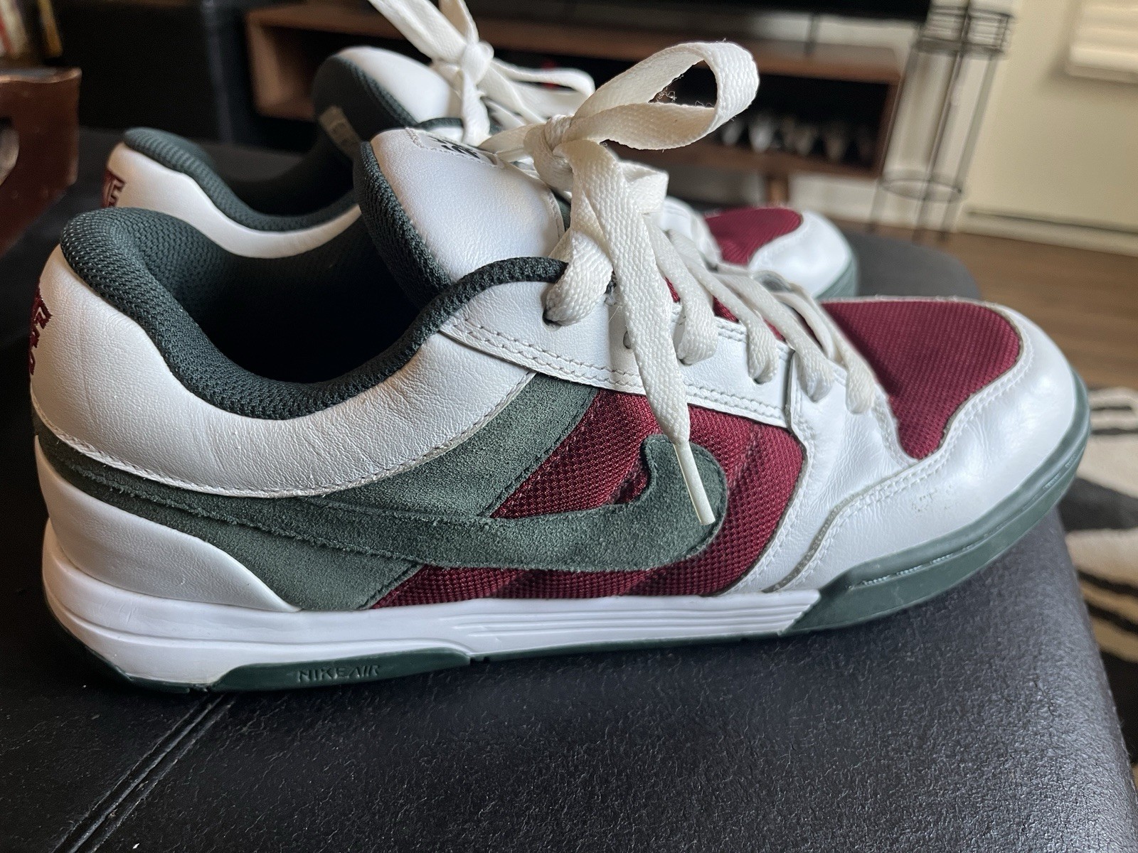 NikeiD 6.0 White Green Team Red Thick Tongue Skateboard Sz 10
