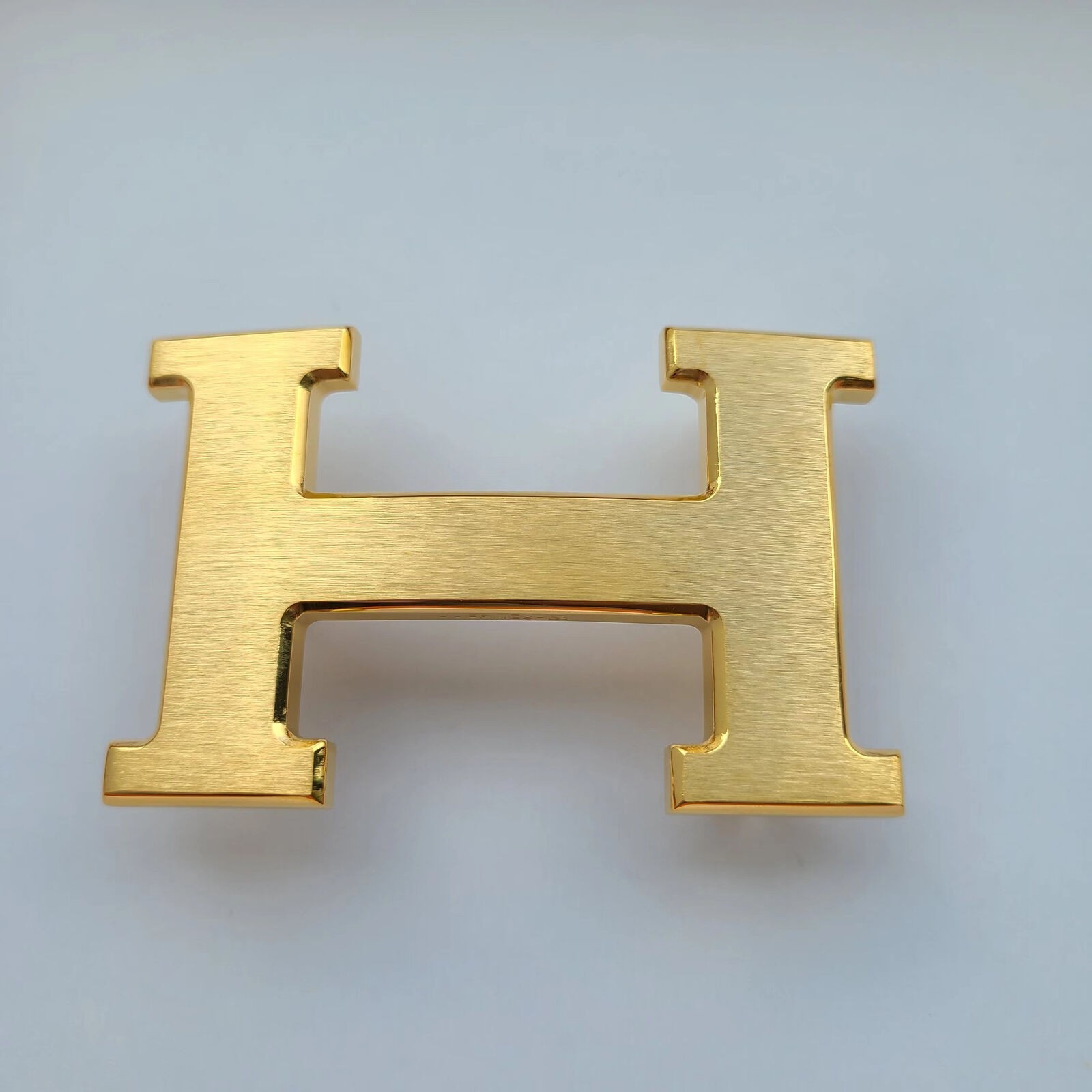 38mm H Gold Brushed Constance Belt Buckle