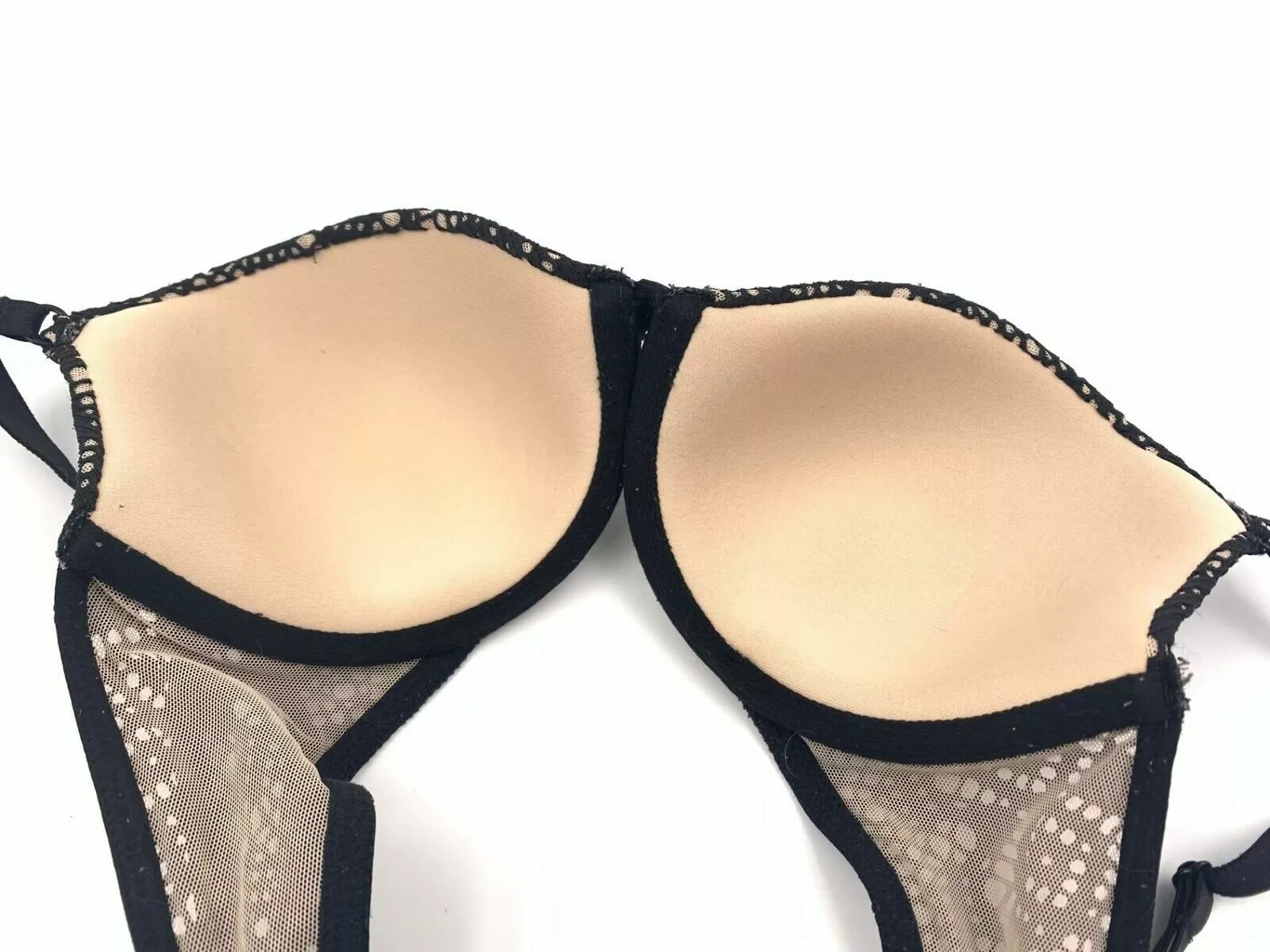 Victoria’s Secret Lined Demi Bra 32D Black Lace Nude Underwire Pattern Lace Like