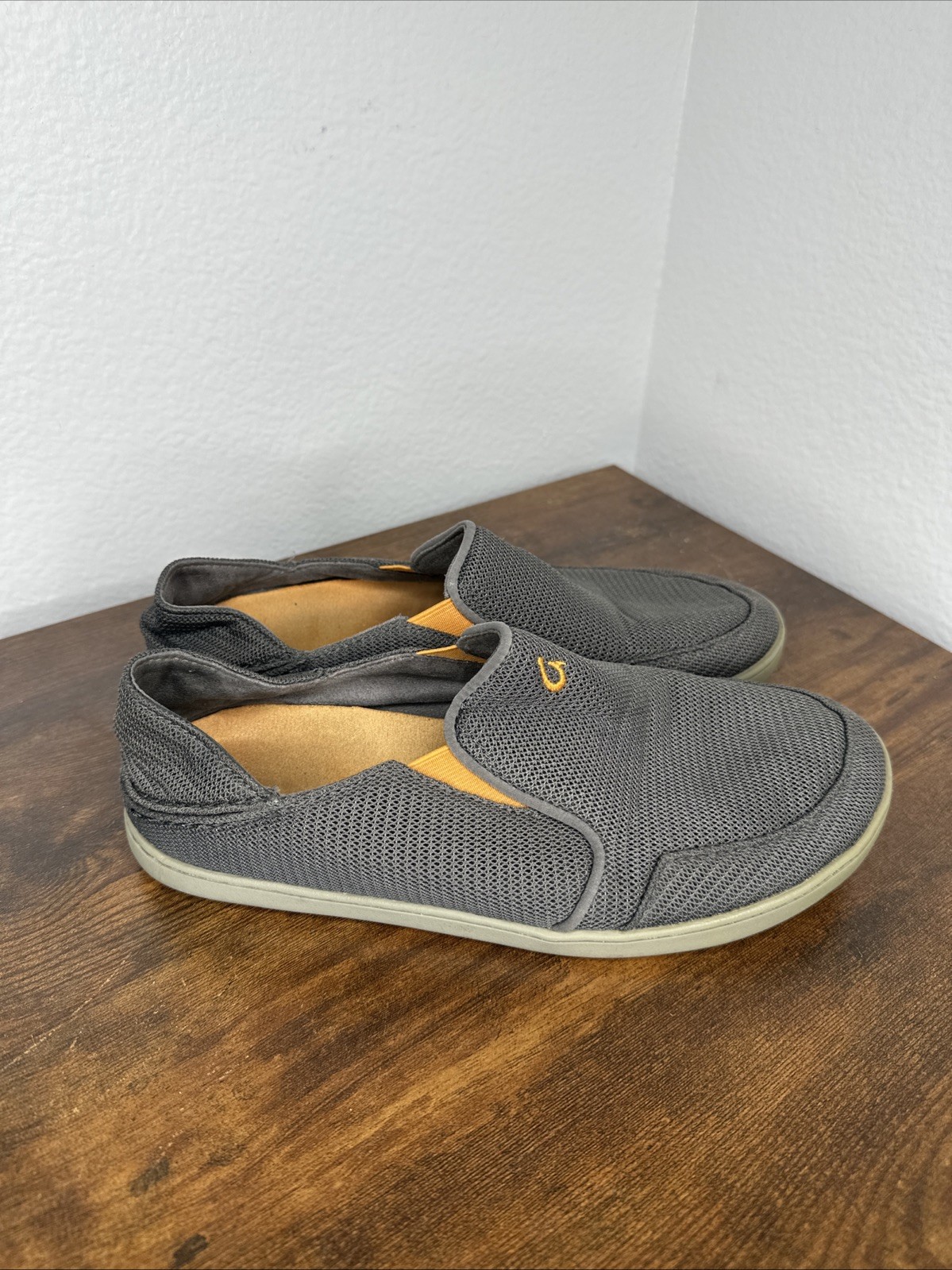 Olukai Nohea Mesh Mens Size 8 Gray Slip On Sandals Shoes Comfort Sneakers