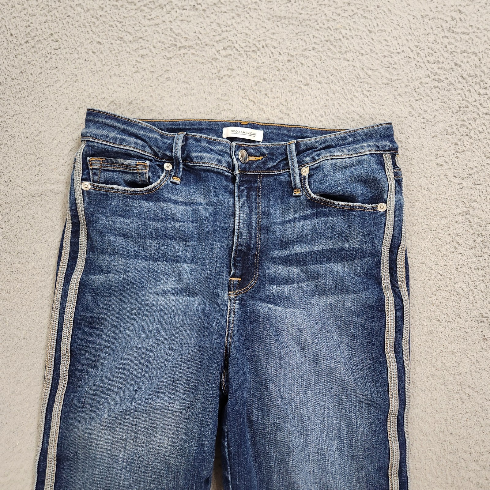 Good American Jeans Womens Size 10/30 Blue Denim Straight Stripes Raw Frayed Hem