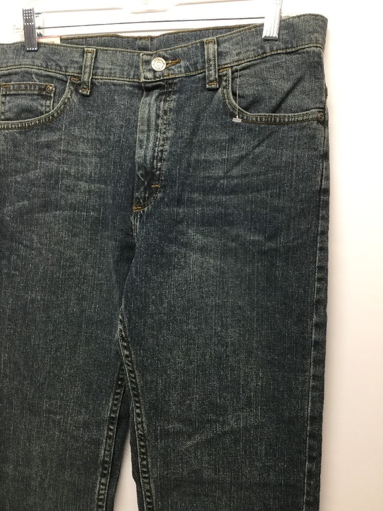 NWT Wrangler Slim Straight Adjustable Waistband Slim Straight Jeans Hazy Meadow