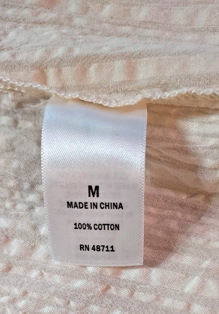 NWT Falls Creek Size M Textured Cotton Flutter Sleeve Button Up