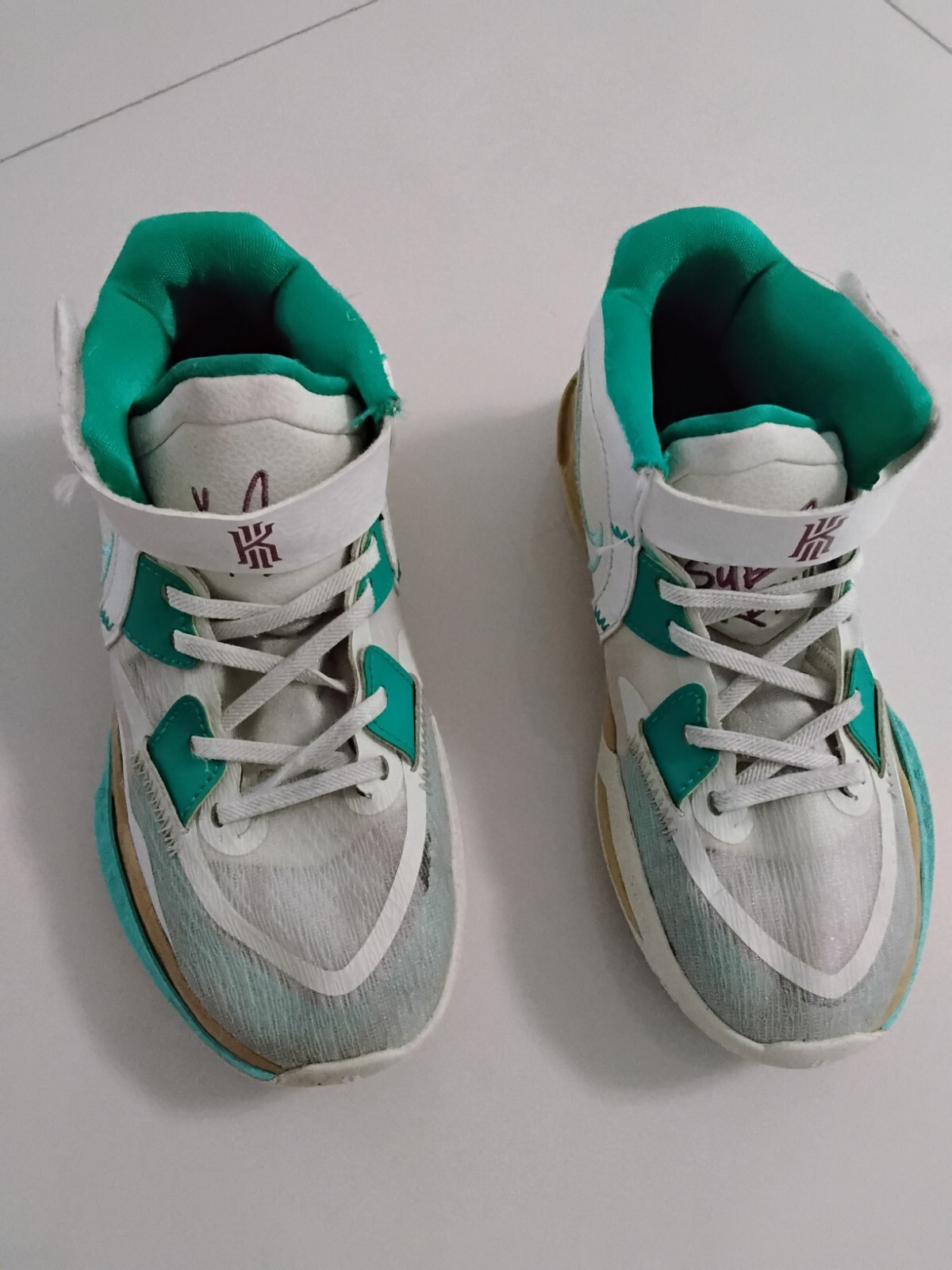 Nike Sue Bird x Kyrie Infinity Golden Tribute