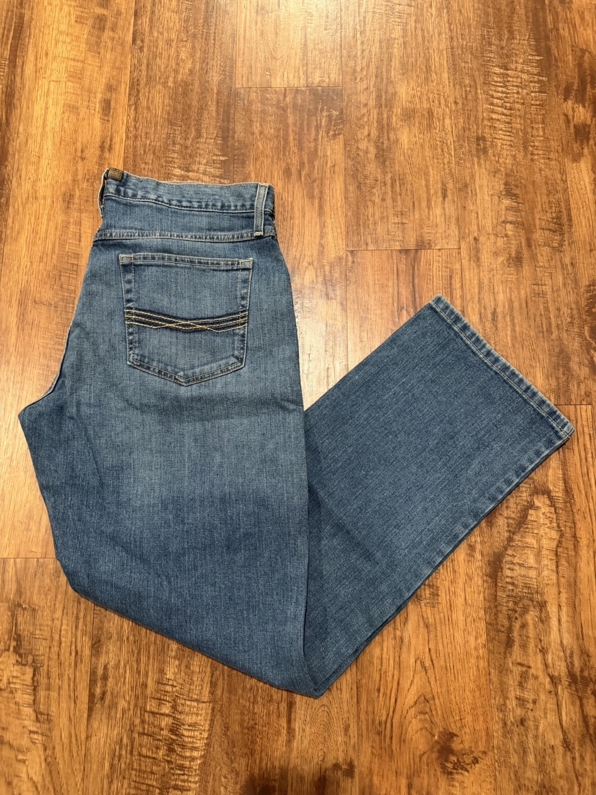 Ariat Legacy M2 Jeans Mens 34×32 Blue Medium Wash Relaxed Bootcut Denim (F617)