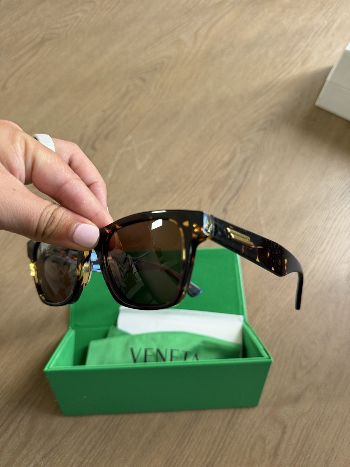 Bottega Veneta BV1120S Tortoise Square Brown Tinted Sunglasses 52-20-146