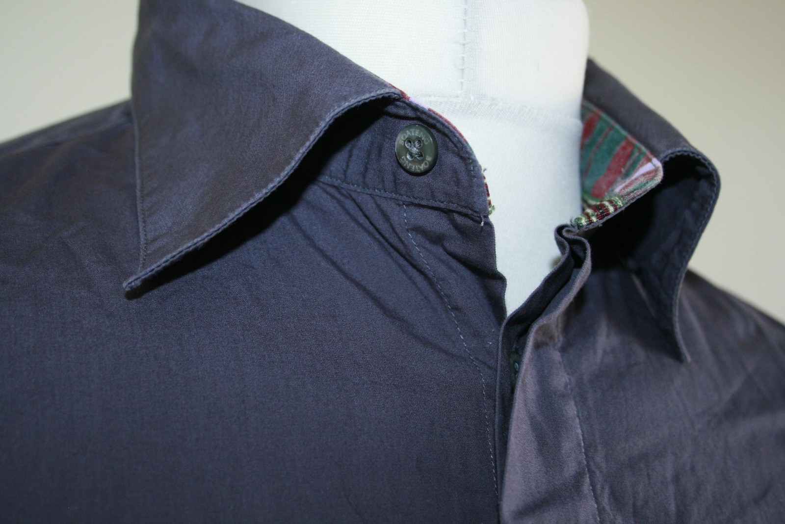 Ozwald Boateng Mens Hidden Placket Double Cuff Shirt – XL – Charcoal Grey Top