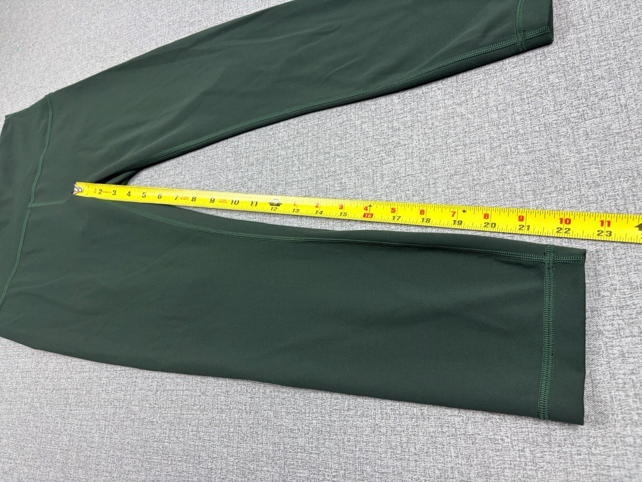 Lululemon Wunder Train HR Crop 23″ Leggings Womens 8 Rainforest Green Everlux