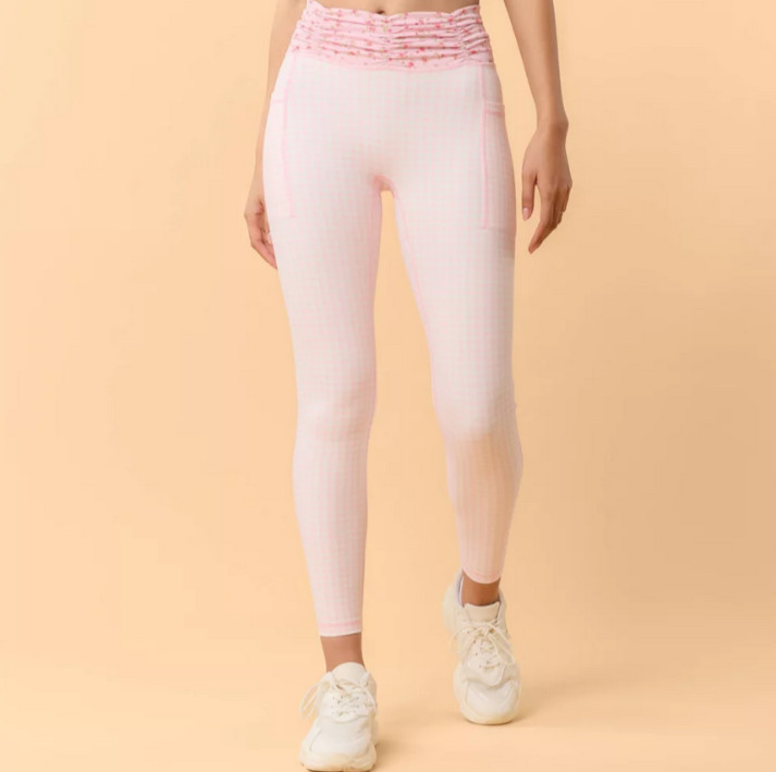Blogilates Women’s Ruched Waist Leggings Size Medium NWT Yoga Pant
