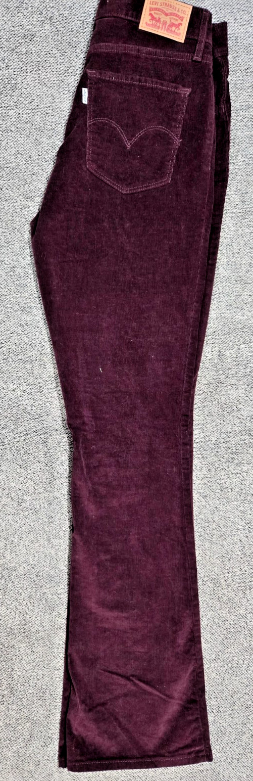 Levi’s – 725 High Rise Corduroy Jeans Women’s 27×27 Burgundy Stretch