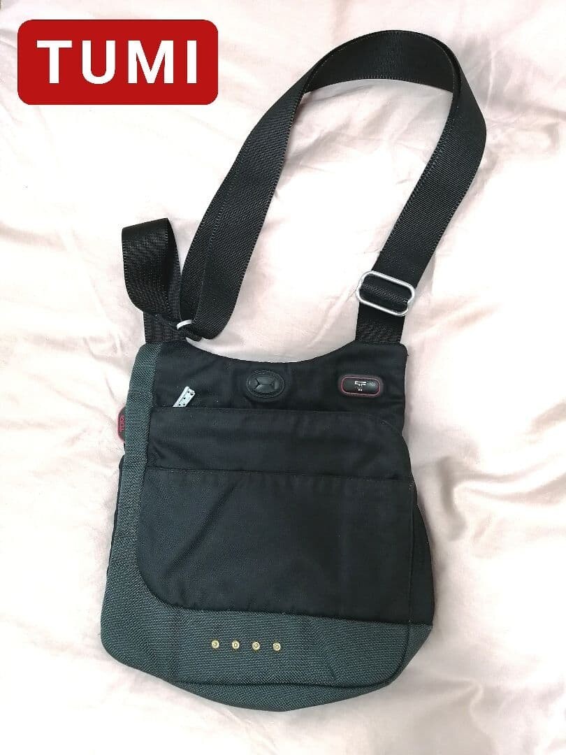 TUMI Mens Black Shoulder Bag Adjustable Strap Soft Fabric 9.45 x 9.84 x 2.36 in