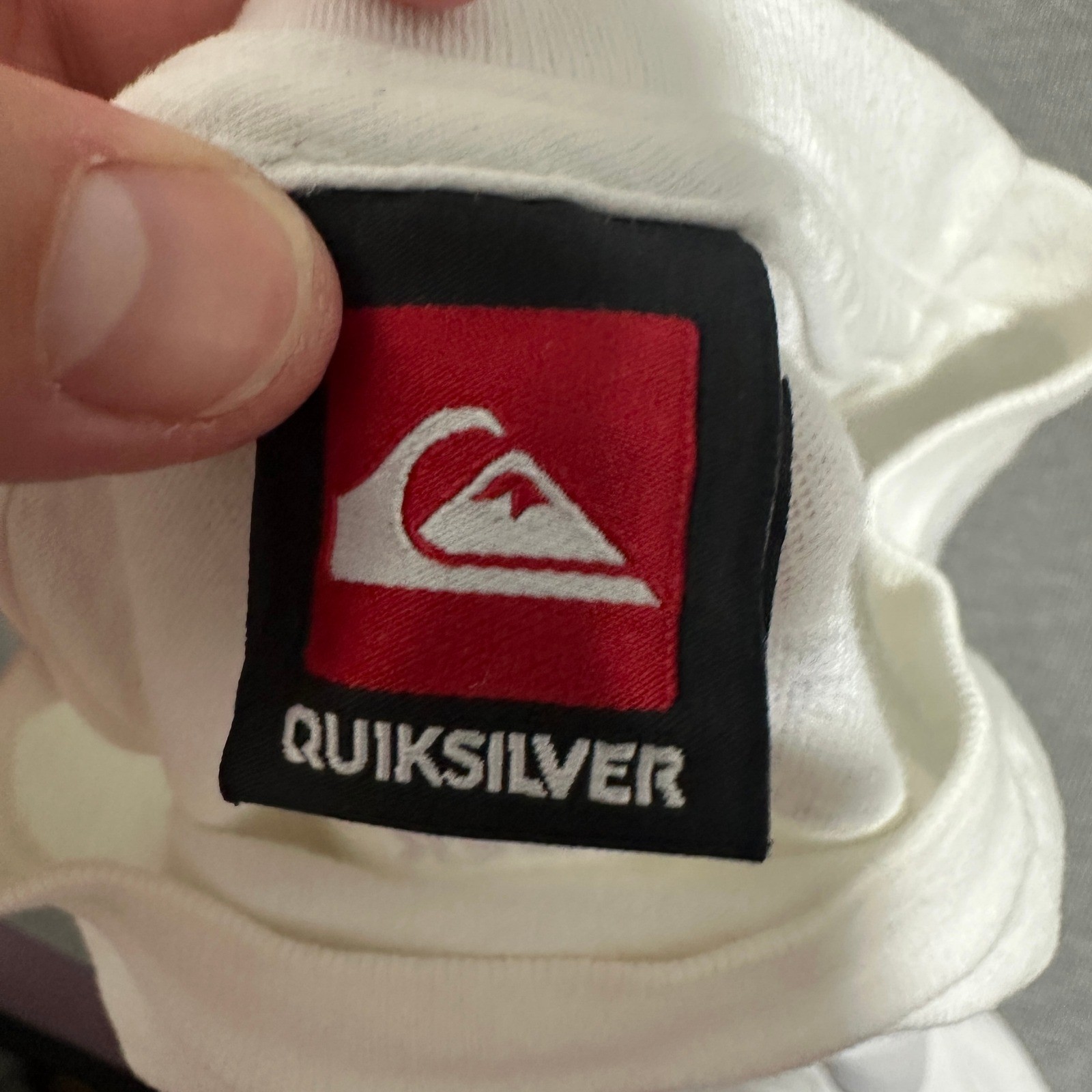 Y2K Quiksilver Box Logo Tee White Black Surf Skate Streetwear Mens Medium