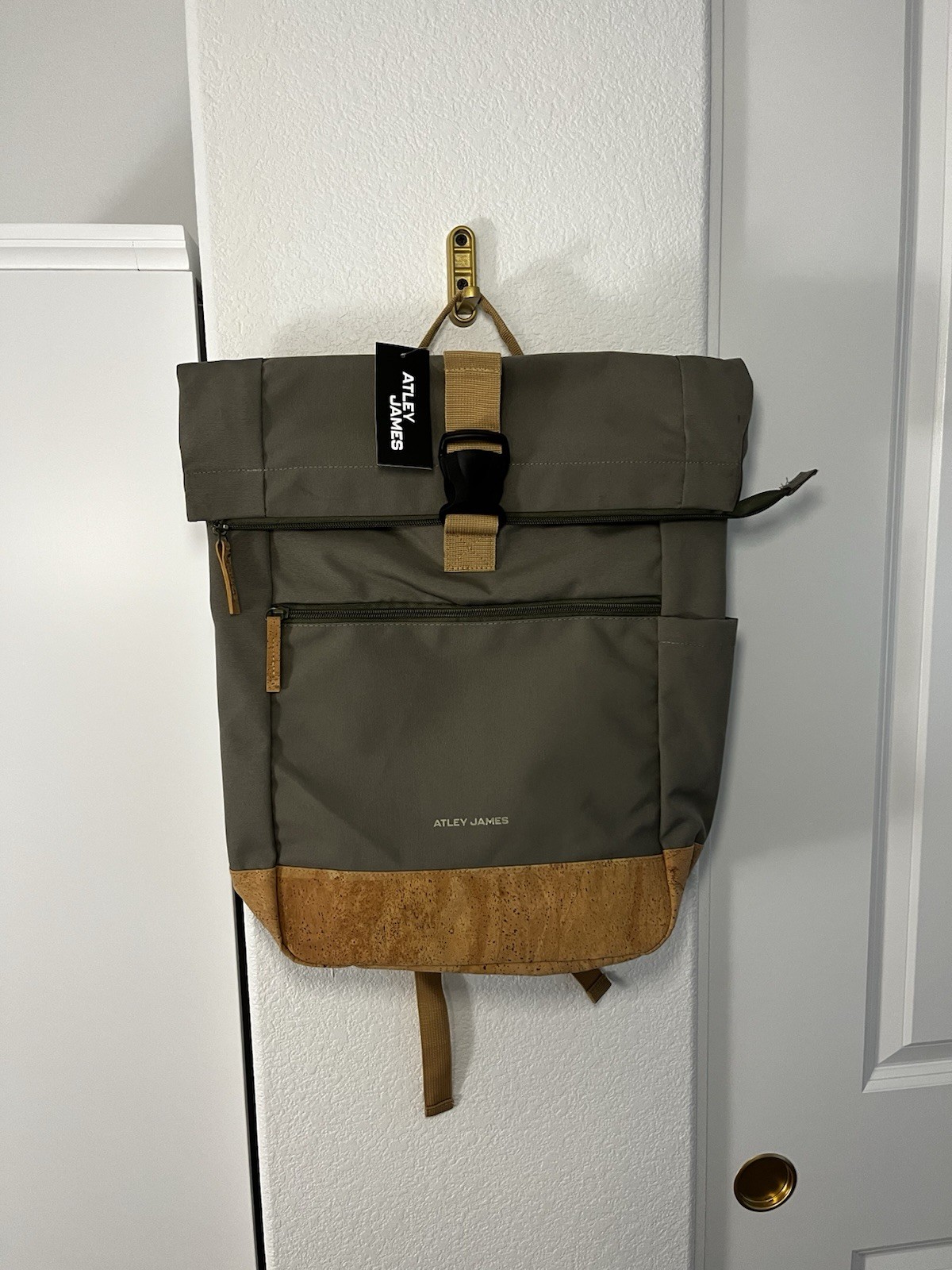 Atley James Backpack New With Tags NWT Unisex School Travel Laptop Bag Daypack⁠