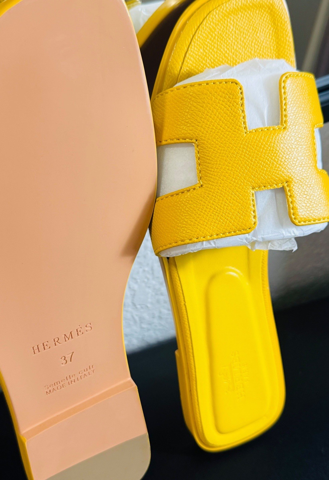 Women’s Yellow Leather Slide Sandals Slip-On Logo Accent EU 37 US 7