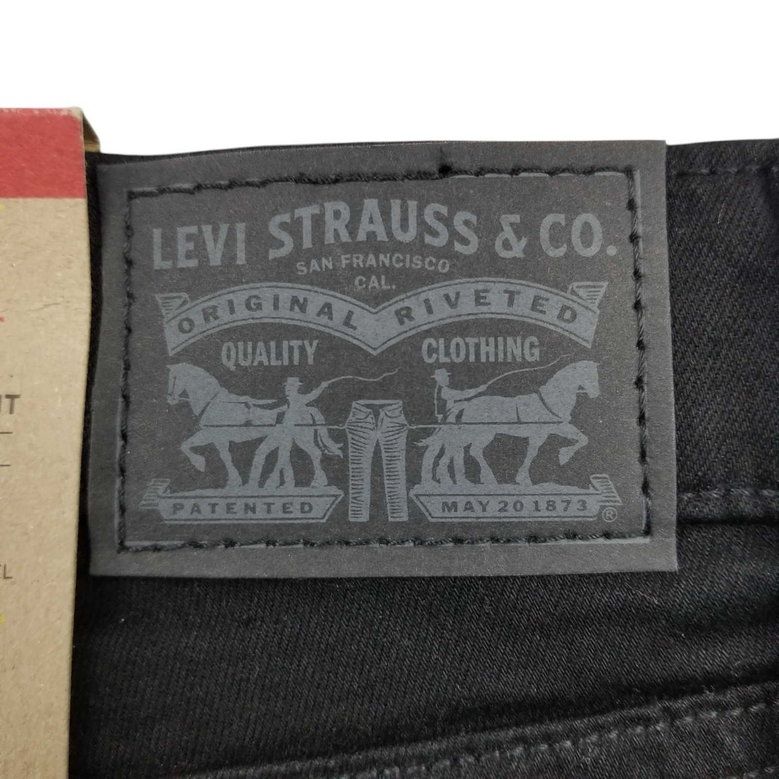 Levis 314 Shaping Straight Black Wash Jeans Womens 29 x 32 New