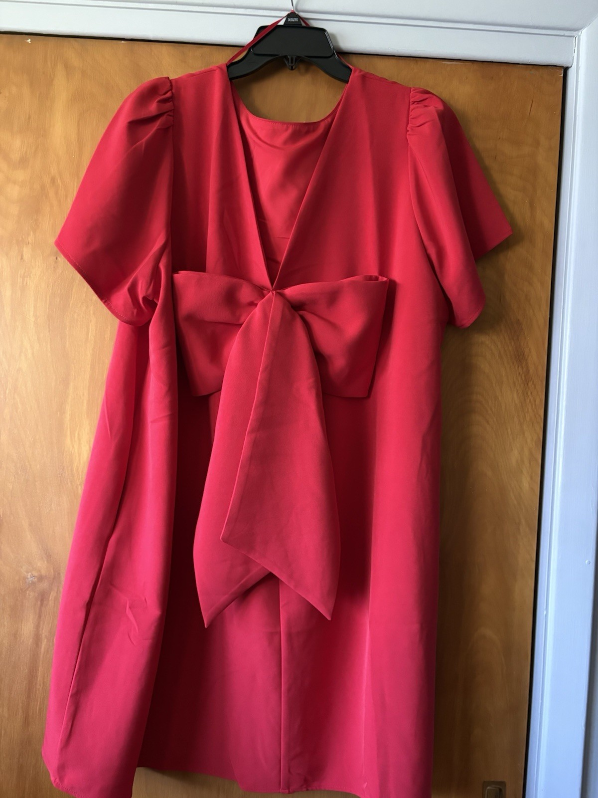 Sugarlips Curve Women’s Plus Size Short Sleeve 3X Red Bow Sheath Dress