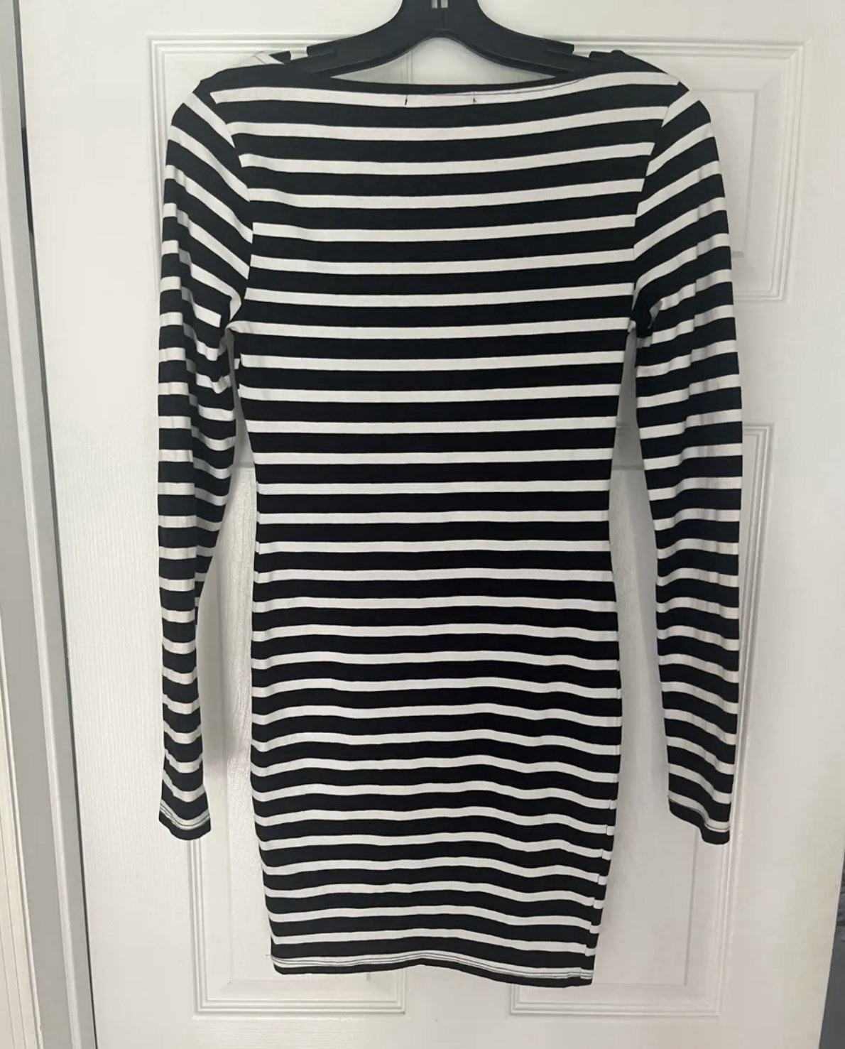 Forever 21 Black White Striped Boat Neck Long Sleeve Bodycon Short Dress S