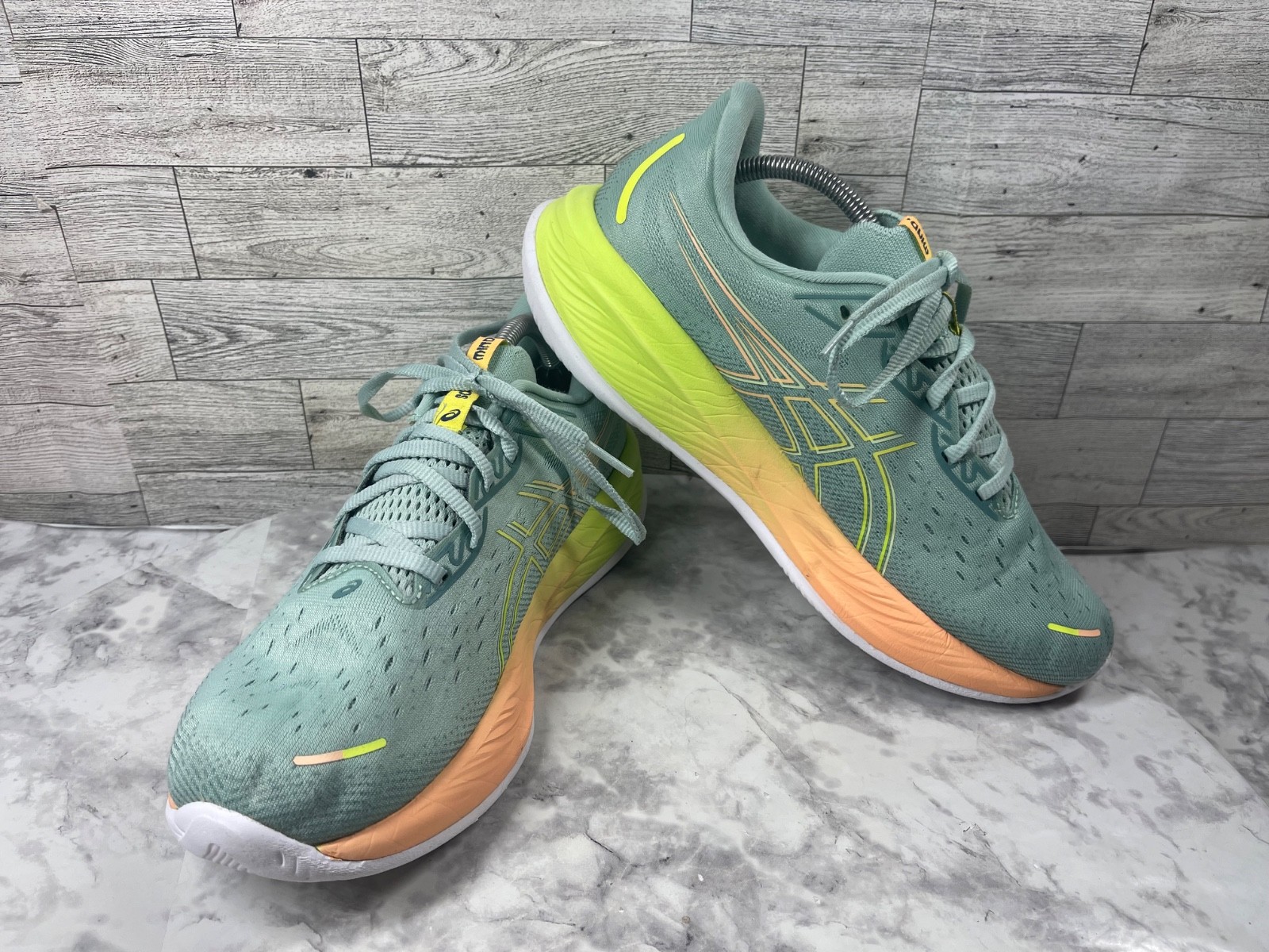 Asics Sneakers Men 10M Gel-Cumulus 26 Running Shoes Green Yellow Athletc Trainer
