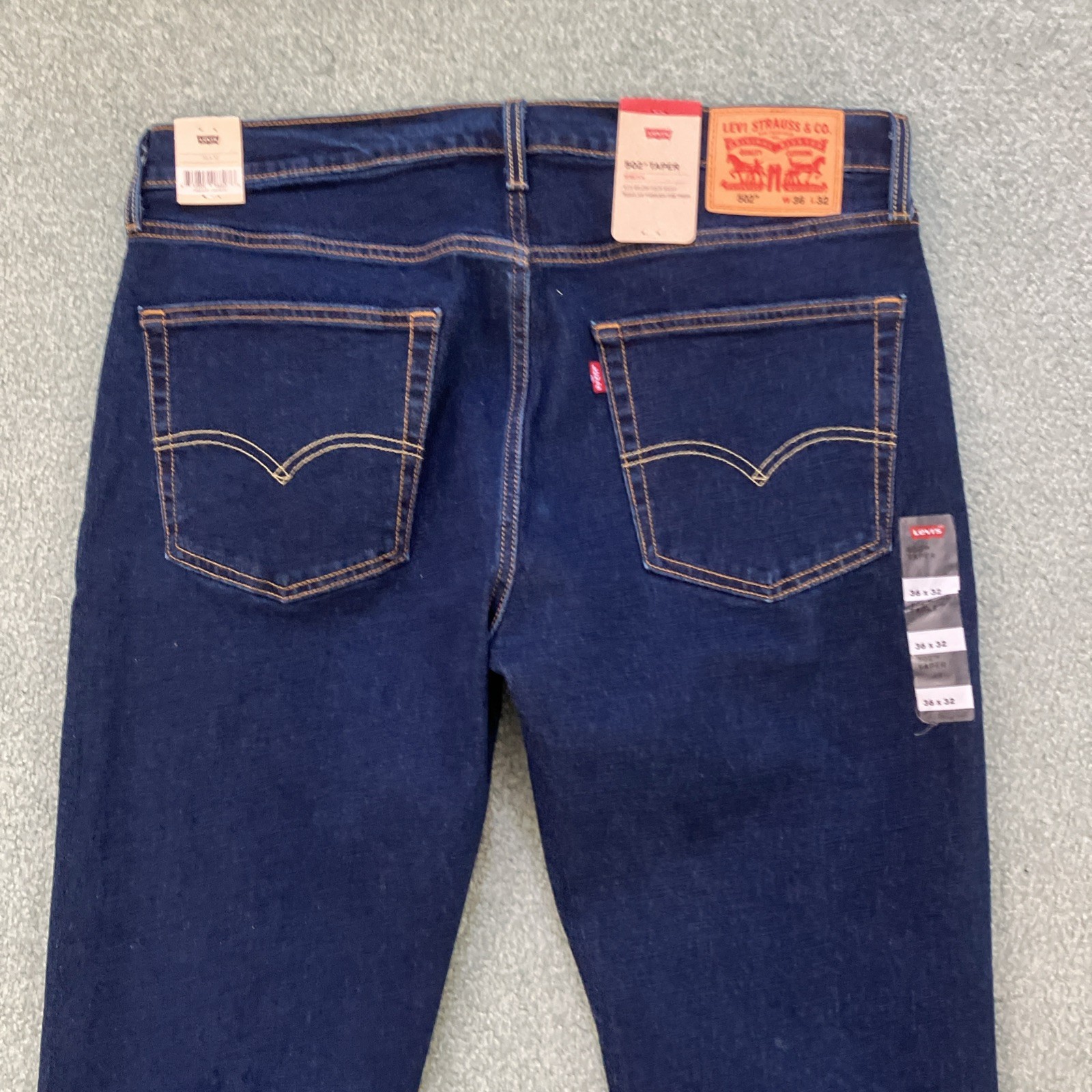 NWT Men’s Levi’s 502 Taper Stretch Dark Blue Jeans Size 36”x32”