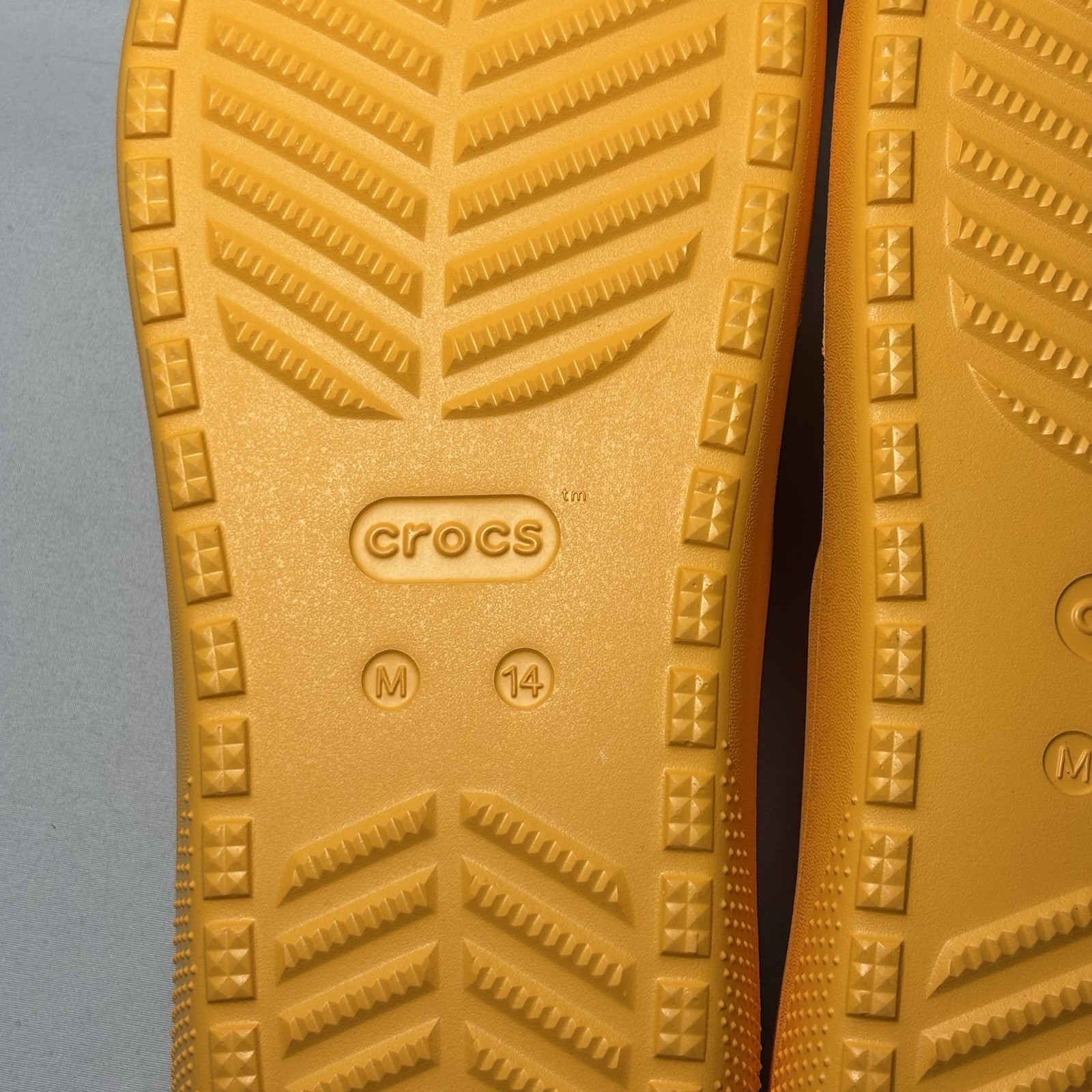 Crocs Baya II Flip Flop Thong Mens Size 12 Orange Sandals Shoes NEW 209402-84B