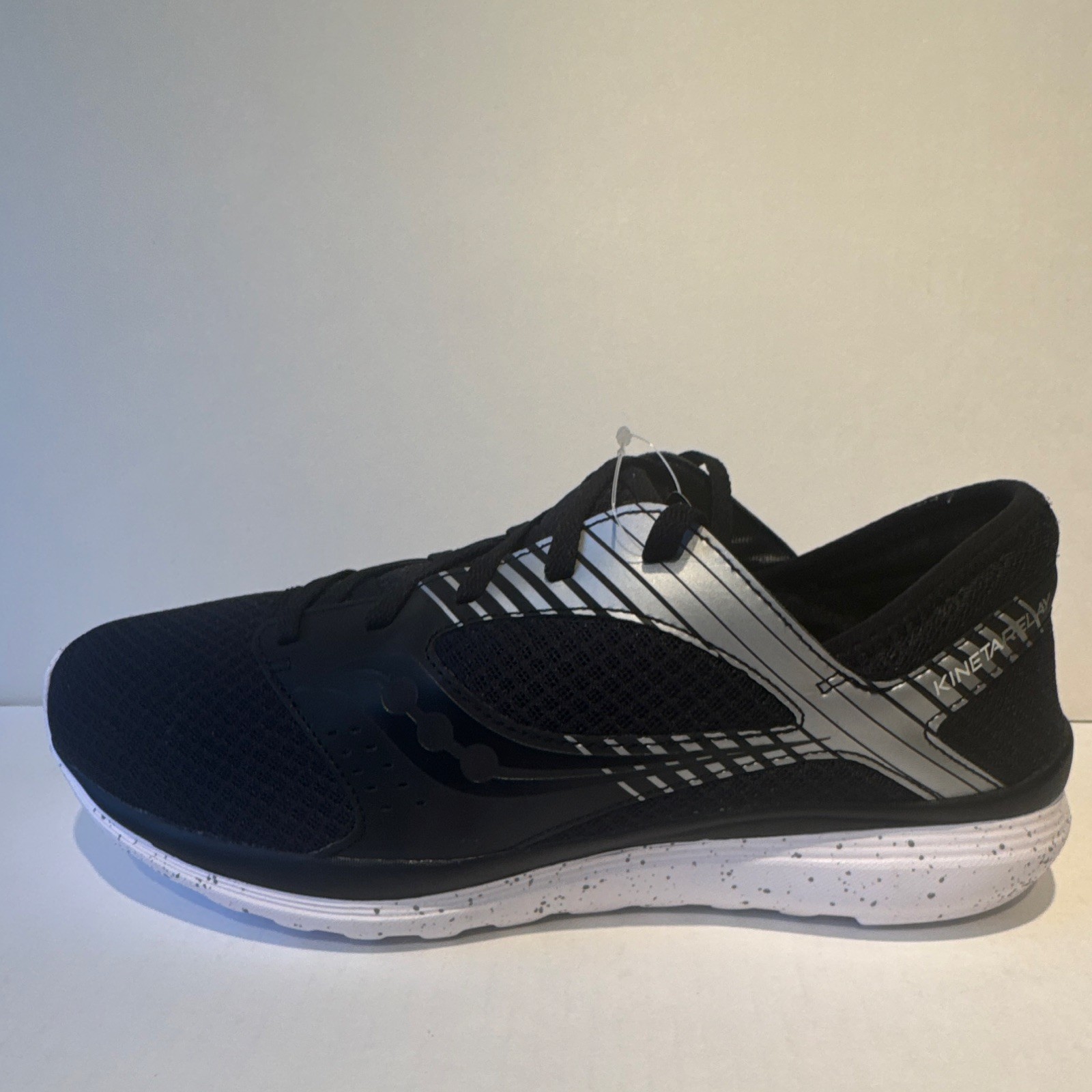 Saucony Kineta Relay Reflex Black Silver Low Top Mesh Sneaker S25315-1 sz 11.5m