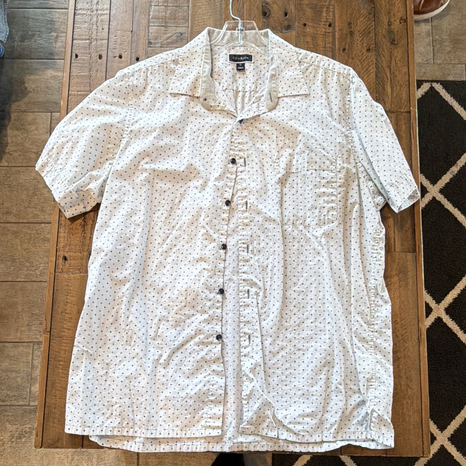 Club Room Men’s White/Blue Geometric Cotton Woven SS Button-Up Pockets XL