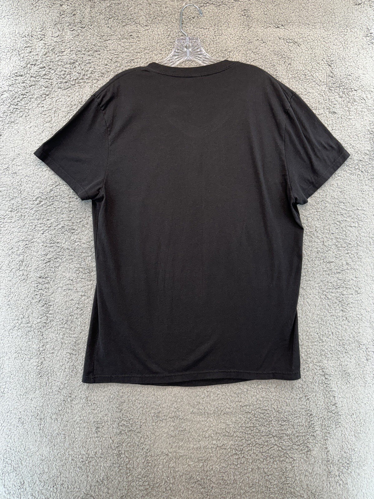 Men’s Stranger Things V Neck T Shirt Large Black With Collage Retro Boarder