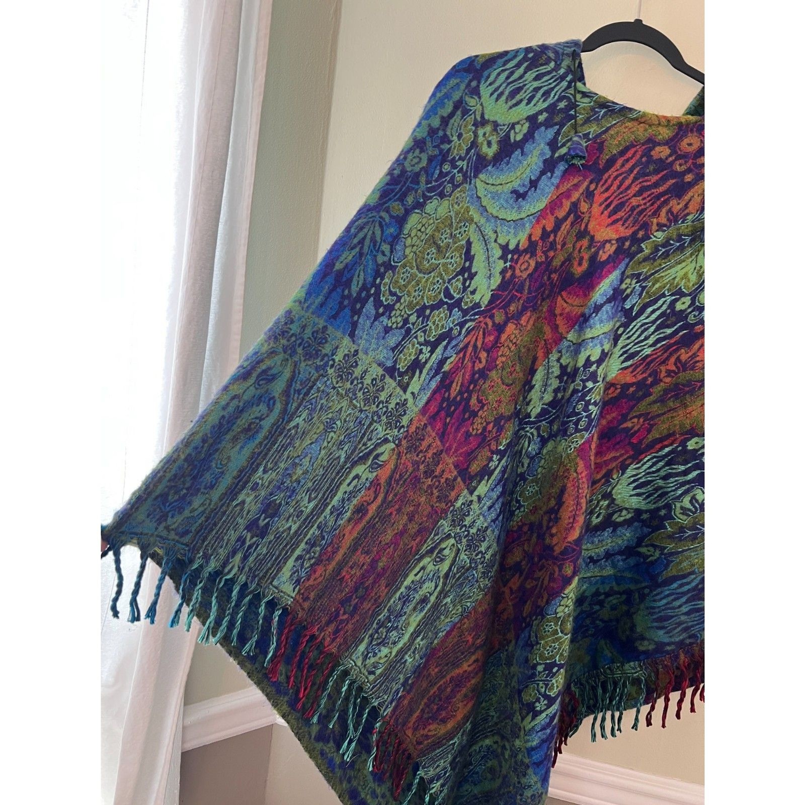 Beautiful and Warm Multicolor Hooded Poncho OS