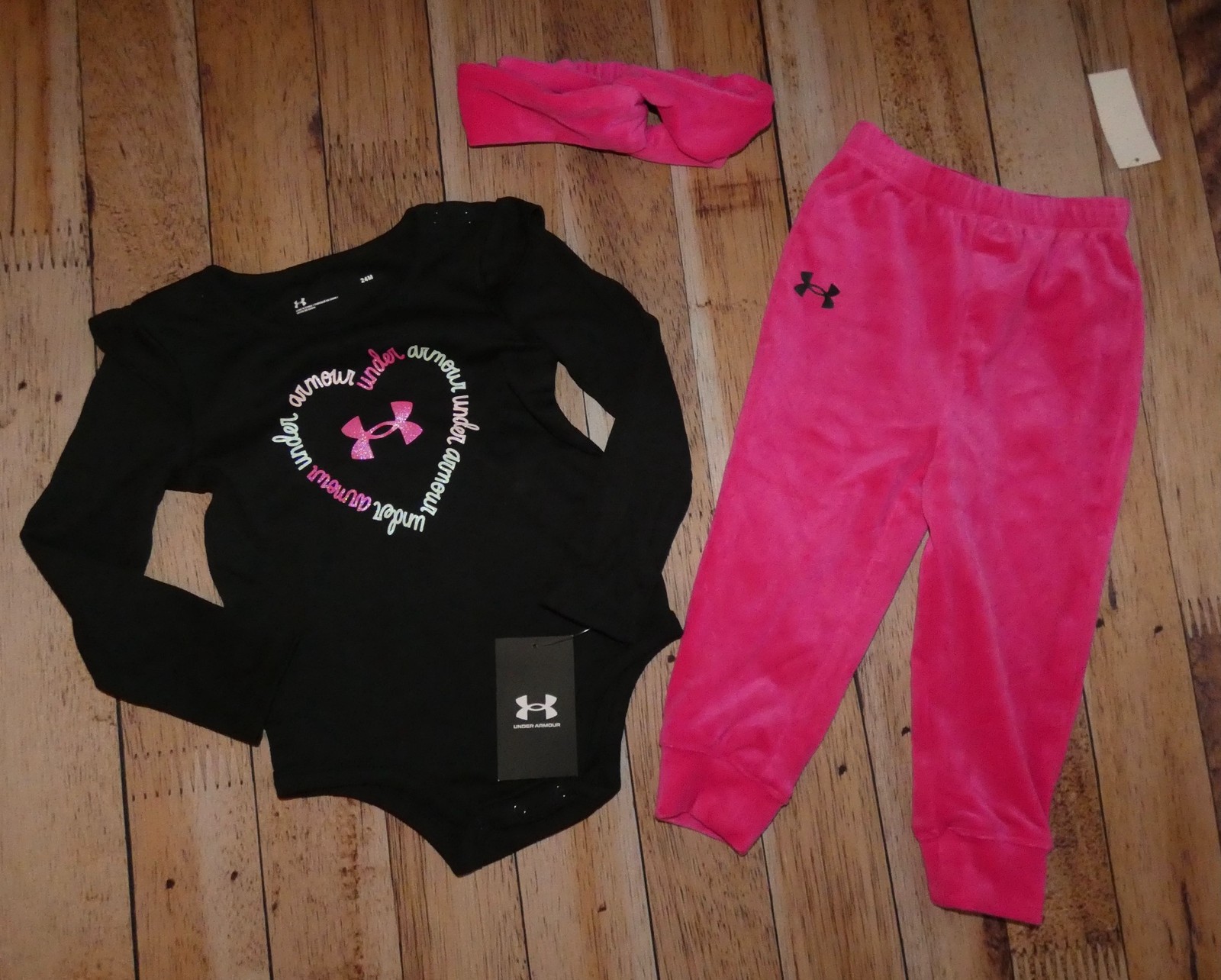 Under Armour Baby Girls 3 Piece Set Velour Pants Black Bodysuit Headband 18M NWT