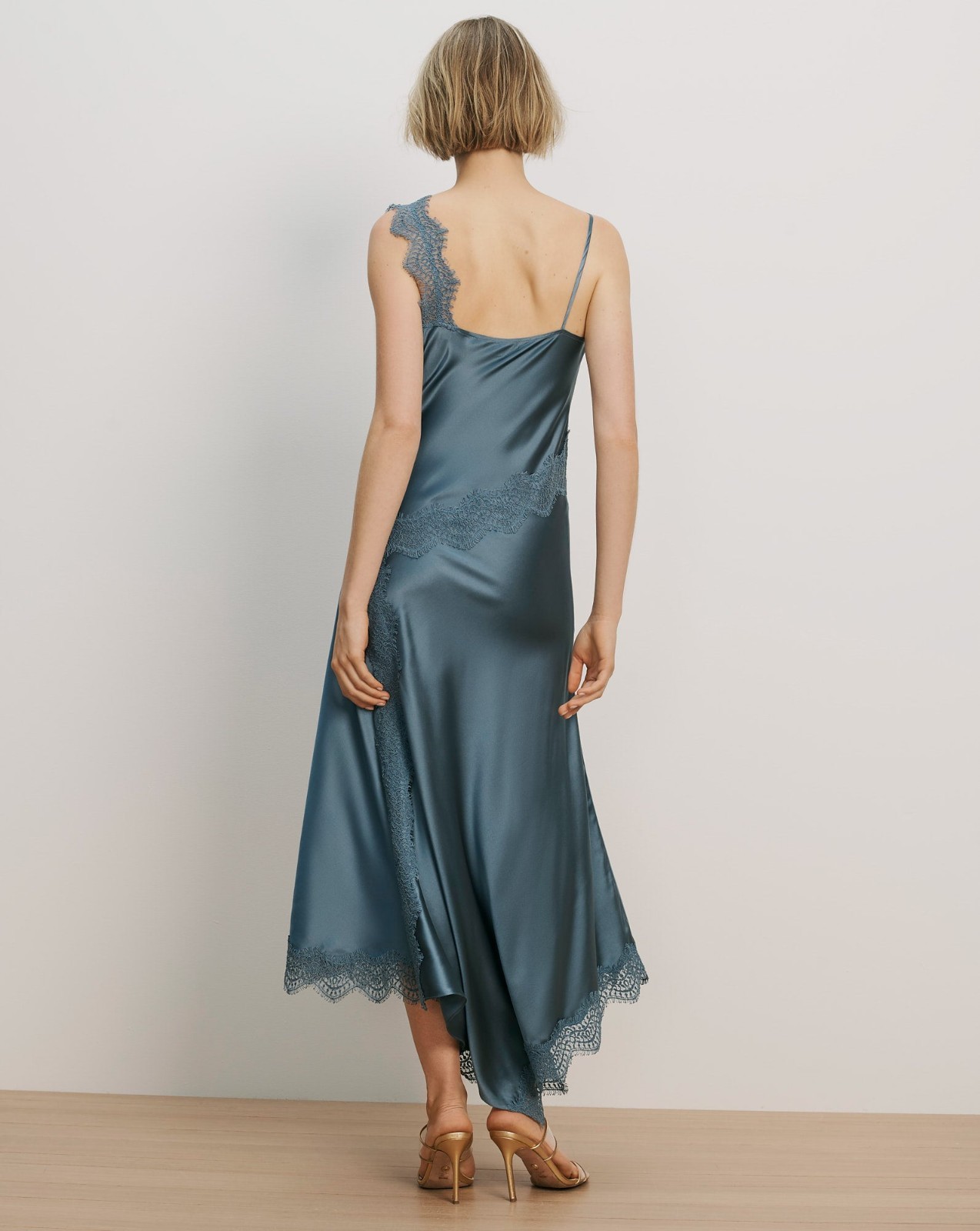 Veronica Beard Vernon Lace Maxi Dress Blue Silk-Satin $798 Size 6