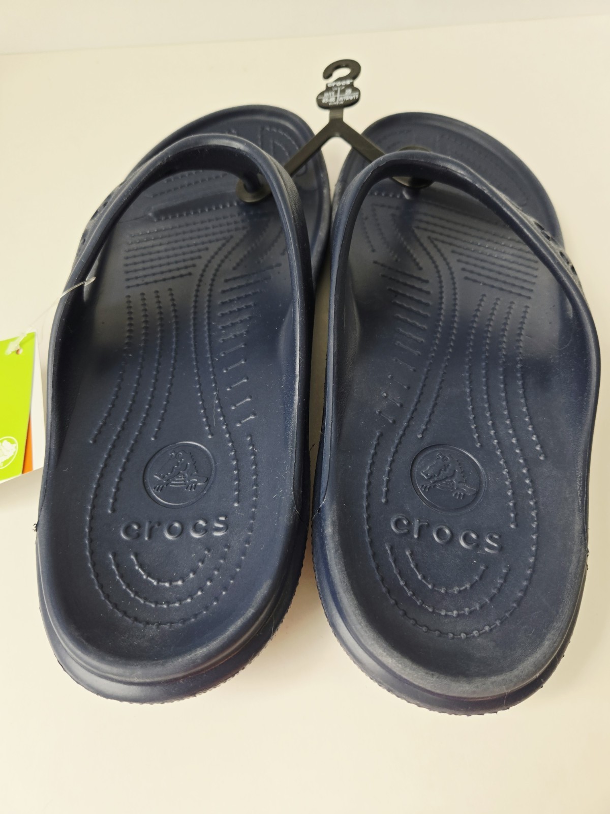 Crocs Men Baya Flip Flop navy blue NWT sz 11 relaxed fit