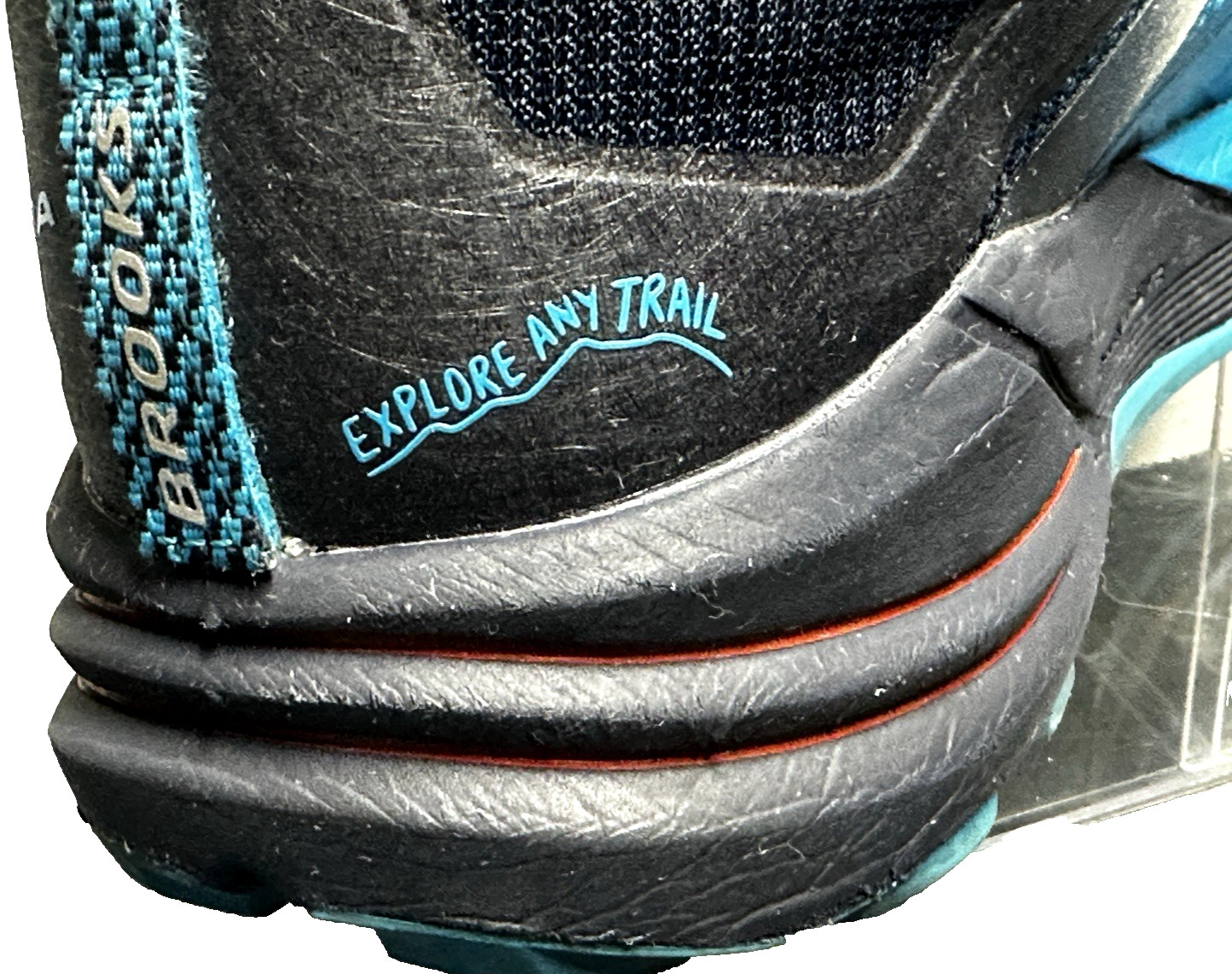 Brooks Cascadia 16 Trail Running Sneakers Men’s SZ: 11 Blue Black -Used